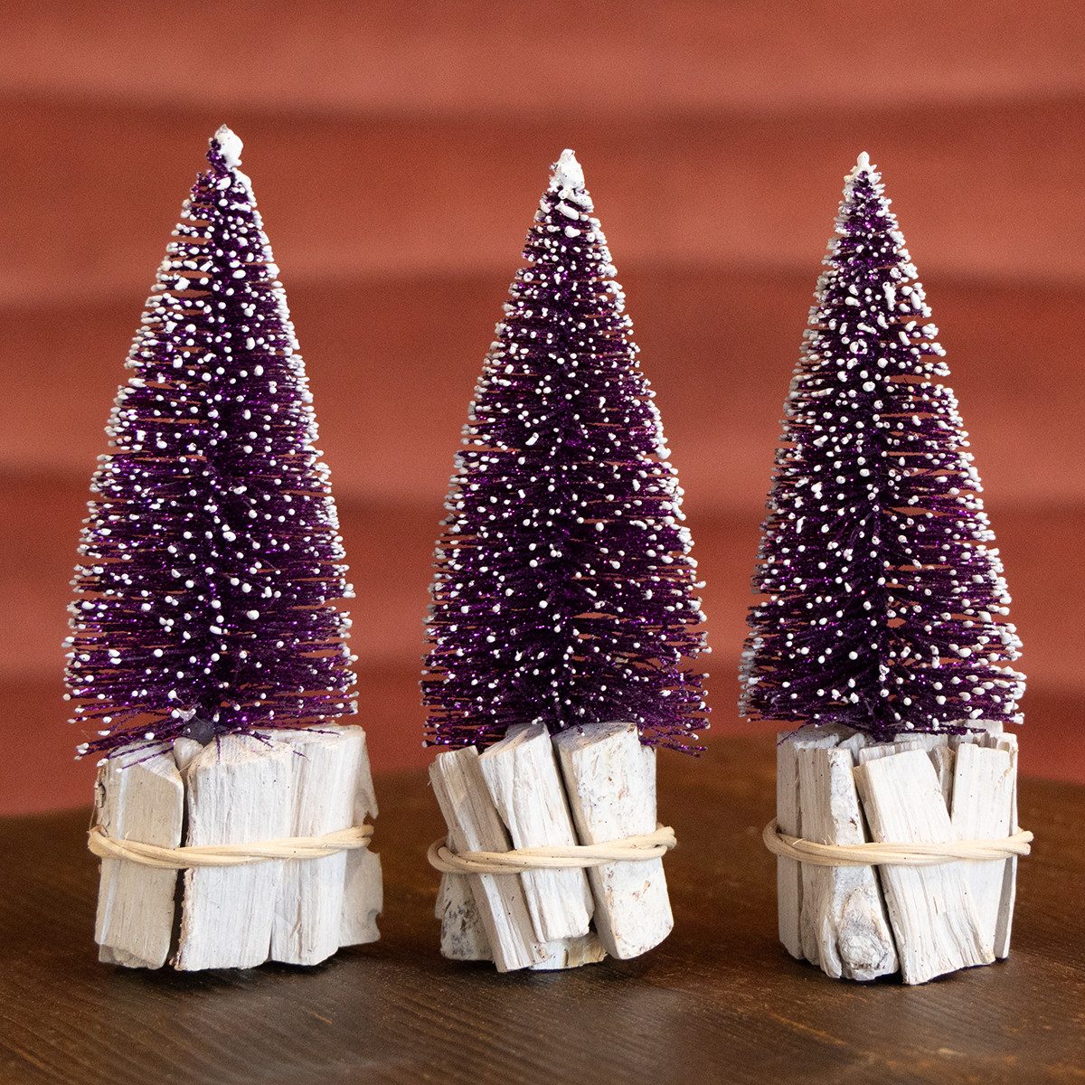 Florists Products Künstlicher Weihnachtsbaum Tannenbaum Dekoration Holzfuß Weihnachtszauber Kunstbaum, 3 Stück