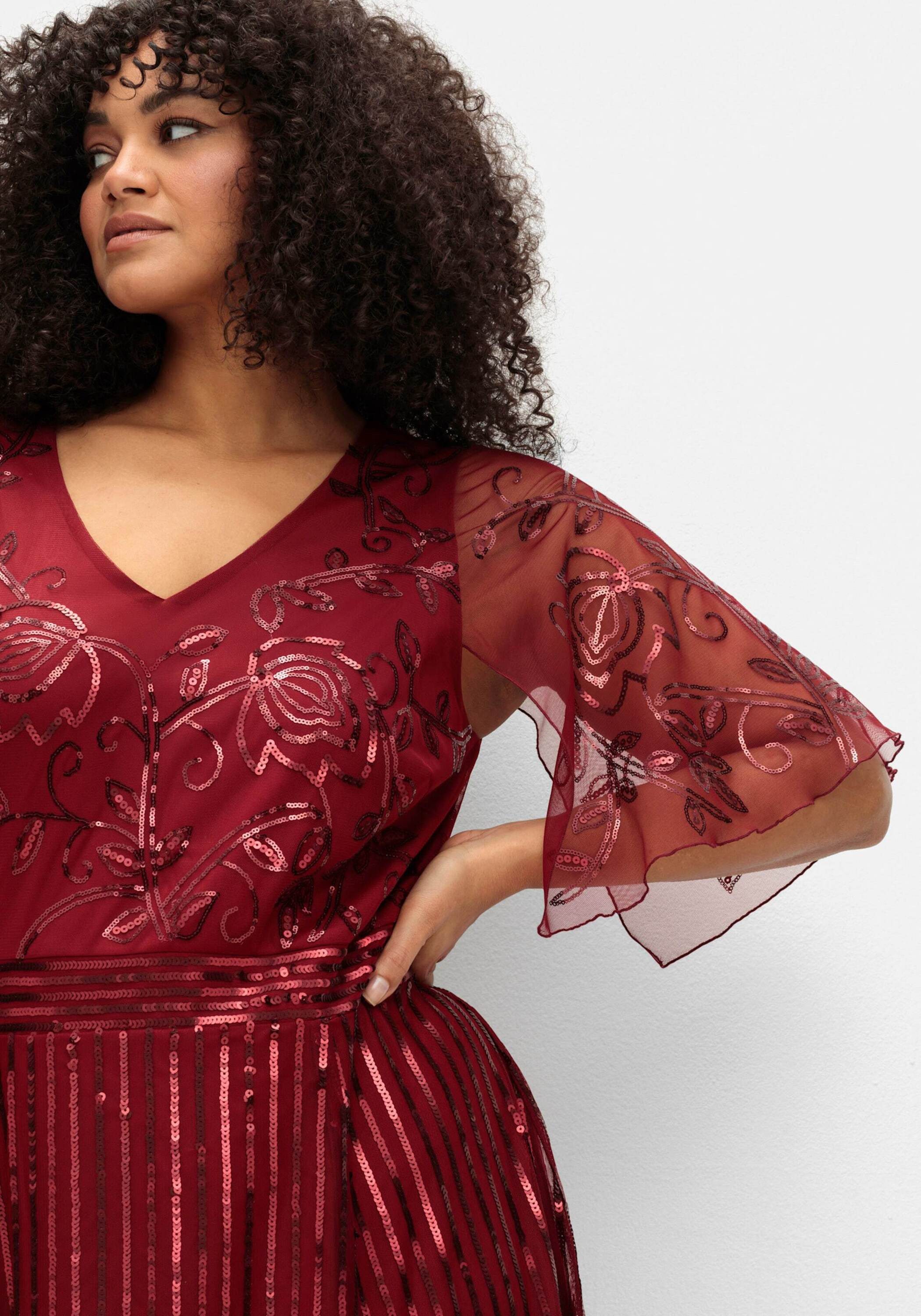 Sheego Etuikleid Abendkleid Kurzarm mit Pailletten und Meshrock