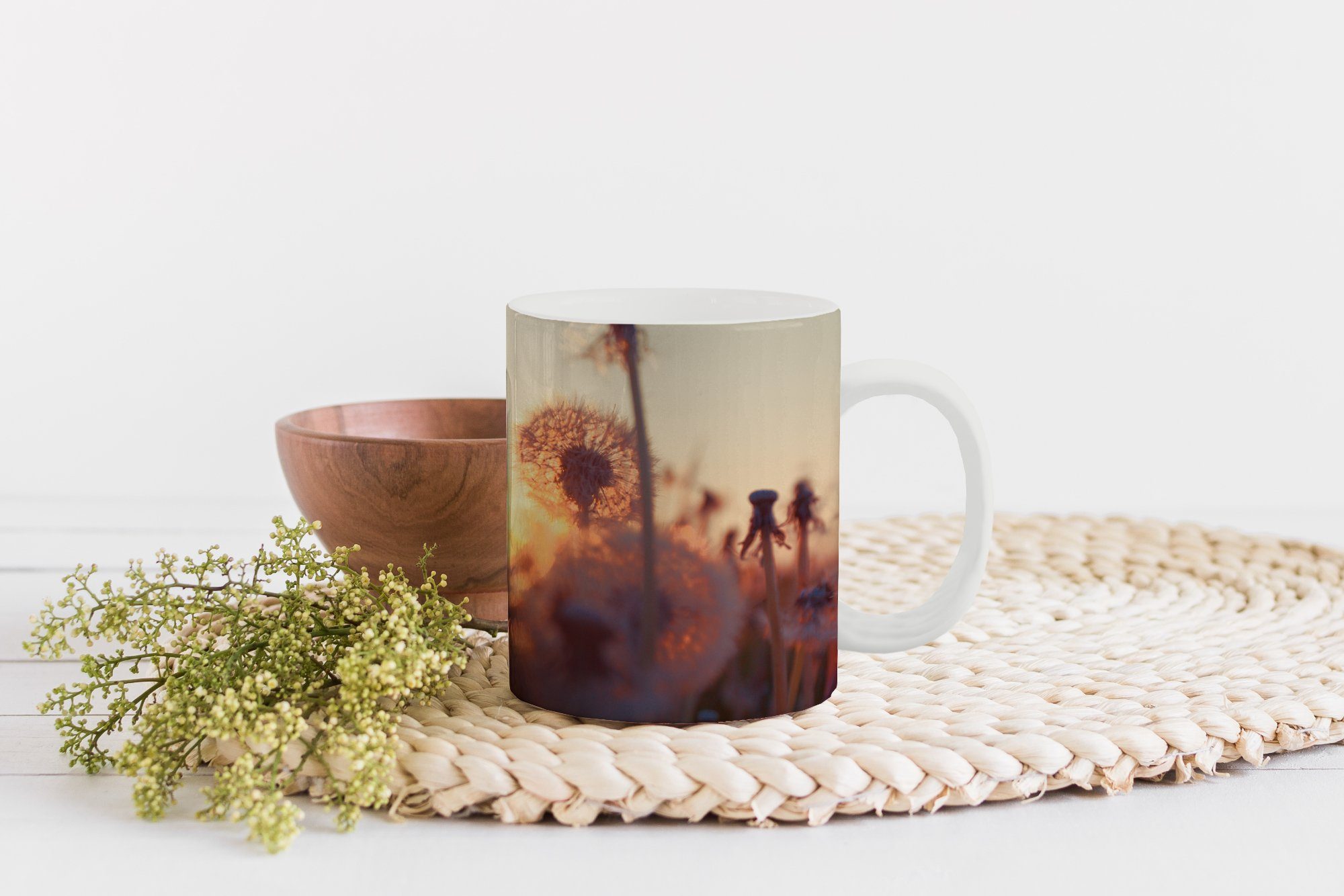 Geschenk Sonnenuntergang Becher, Keramik, Kaffeetassen, Frühling, Teetasse, MuchoWow Teetasse, - Löwenzahn Tasse -