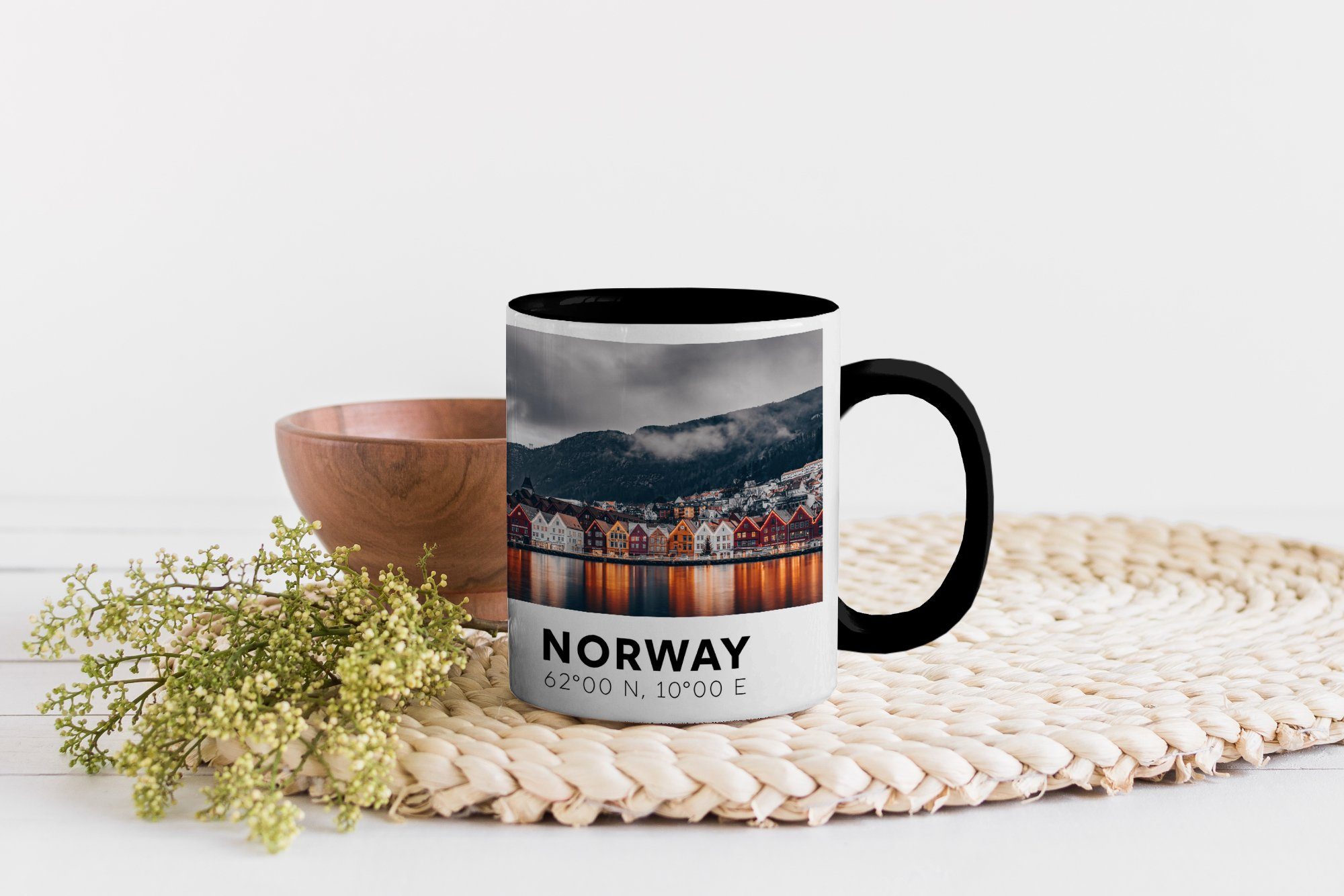 Zaubertasse, MuchoWow Kaffeetassen, Keramik, - Farbwechsel, Skandinavien Bergen, Teetasse, - Tasse Norwegen Geschenk