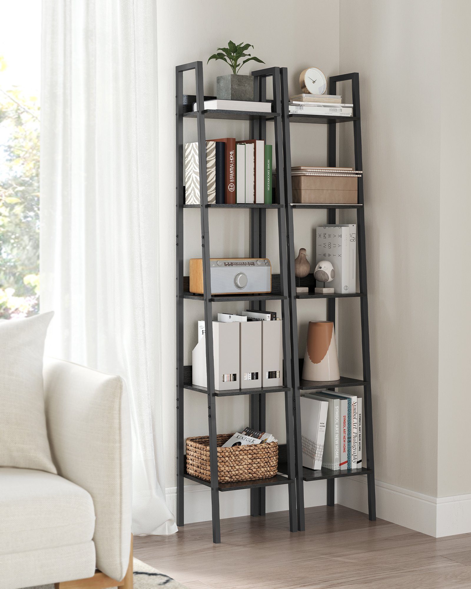 VASAGLE Standregal, Bücherregal, 140/170 cm, Schwarz Leiterregal, Industrie-Design