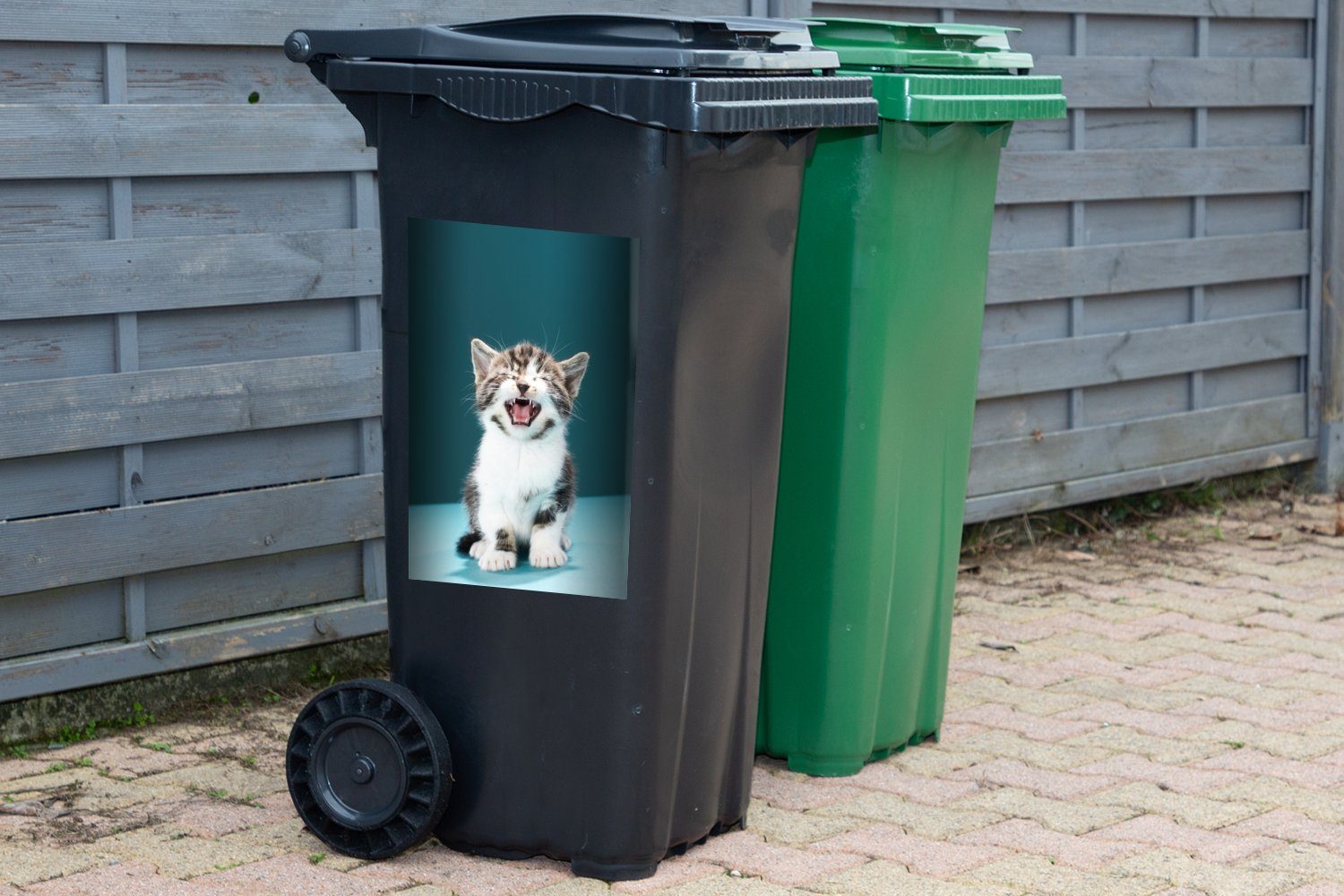 MuchoWow Wandsticker Katze - - Mülltonne, Mülleimer-aufkleber, Sticker, (1 Kätzchen Miau Container, Abfalbehälter St)