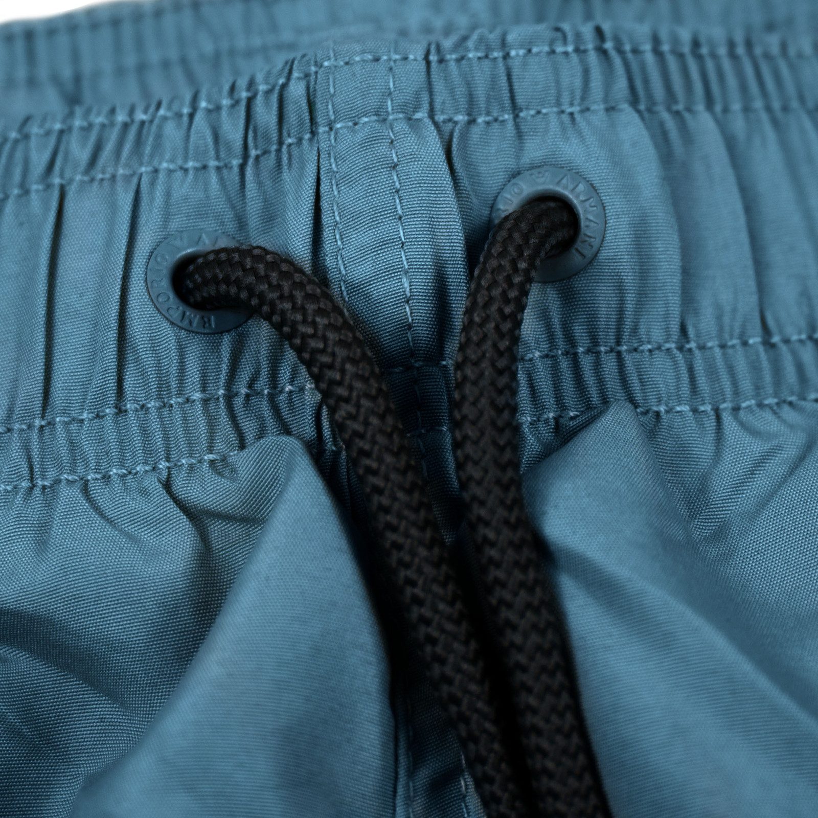 Emporio Armani Badeshorts Boxer Beachwear mit zweifarbiger Adler-Stickerei