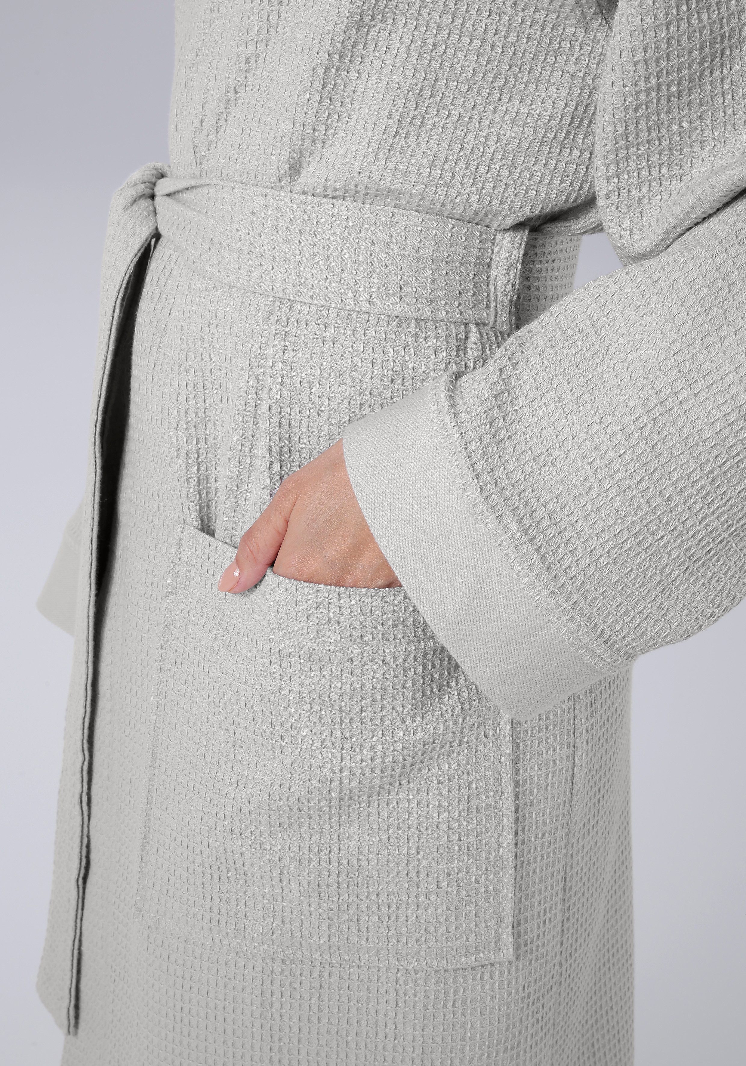 OTTO home Unisex-Bademantel Vanessa, ideal für Sauna & Spa, Hotelbademantel, Morgenmantel, Langform, Baumwolle, Kimono-Kragen, Gürtel, Taschen, Damen & Herren,  – Bild 5 von 5