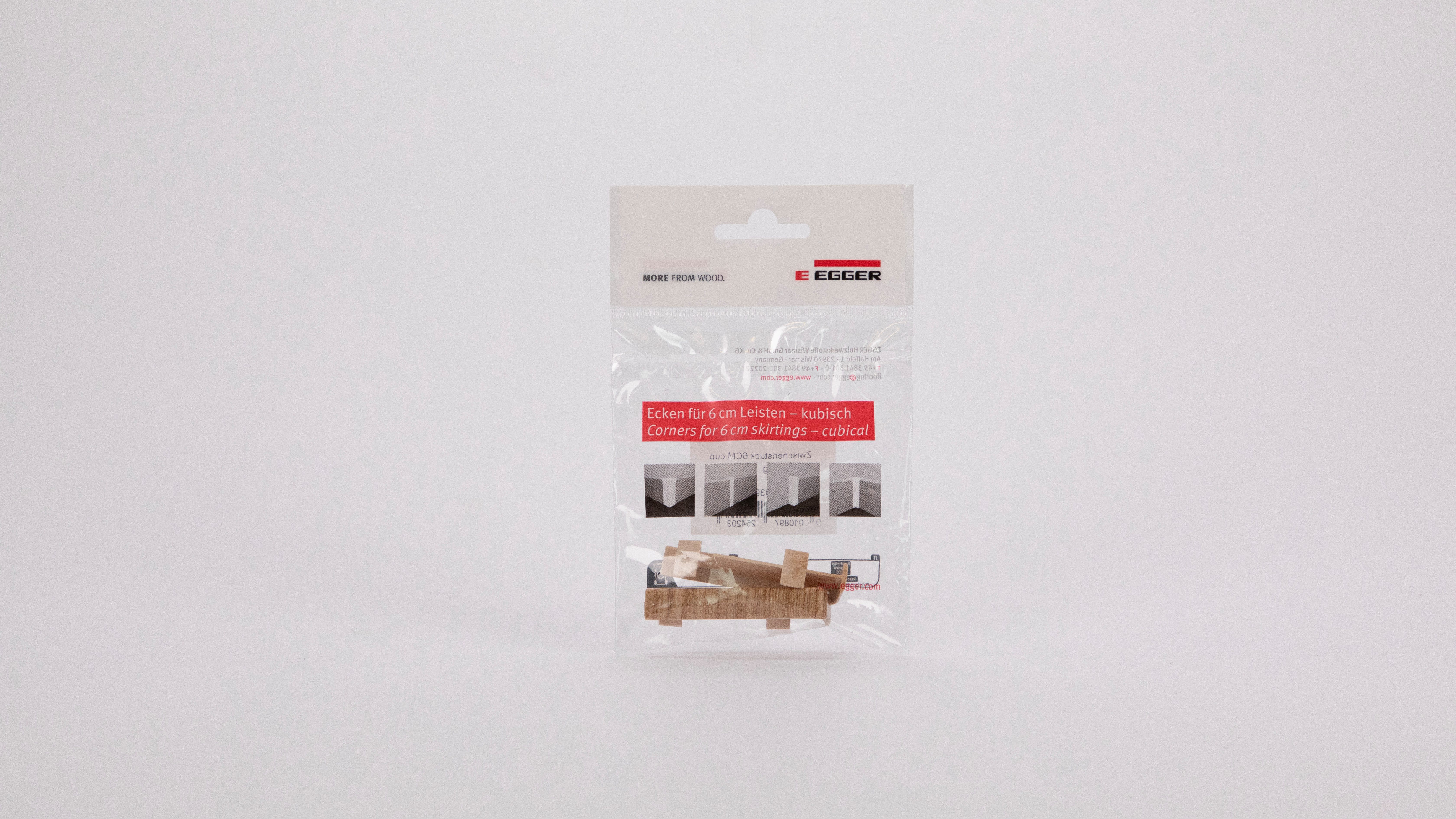 EGGER Sockelleisten-Zwischenstücke Eiche honig, L: 1.6 cm, H: 5.9 cm, 2-St., neues kubisches Profil; 2 Stück