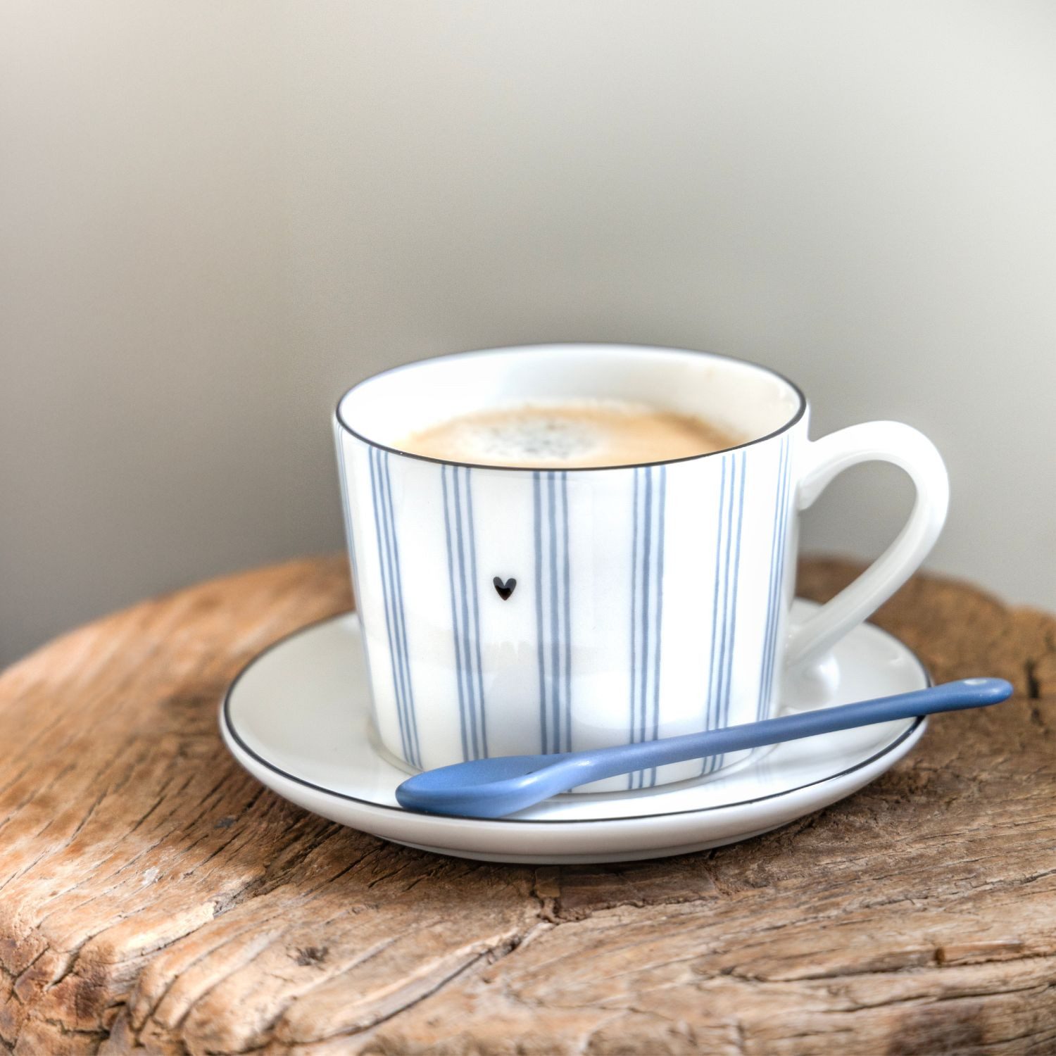 Bastion Collections Tasse Iris Blue, Keramik, Spülmaschinengeeignet, Weiß, Streifen, H: 7cm
