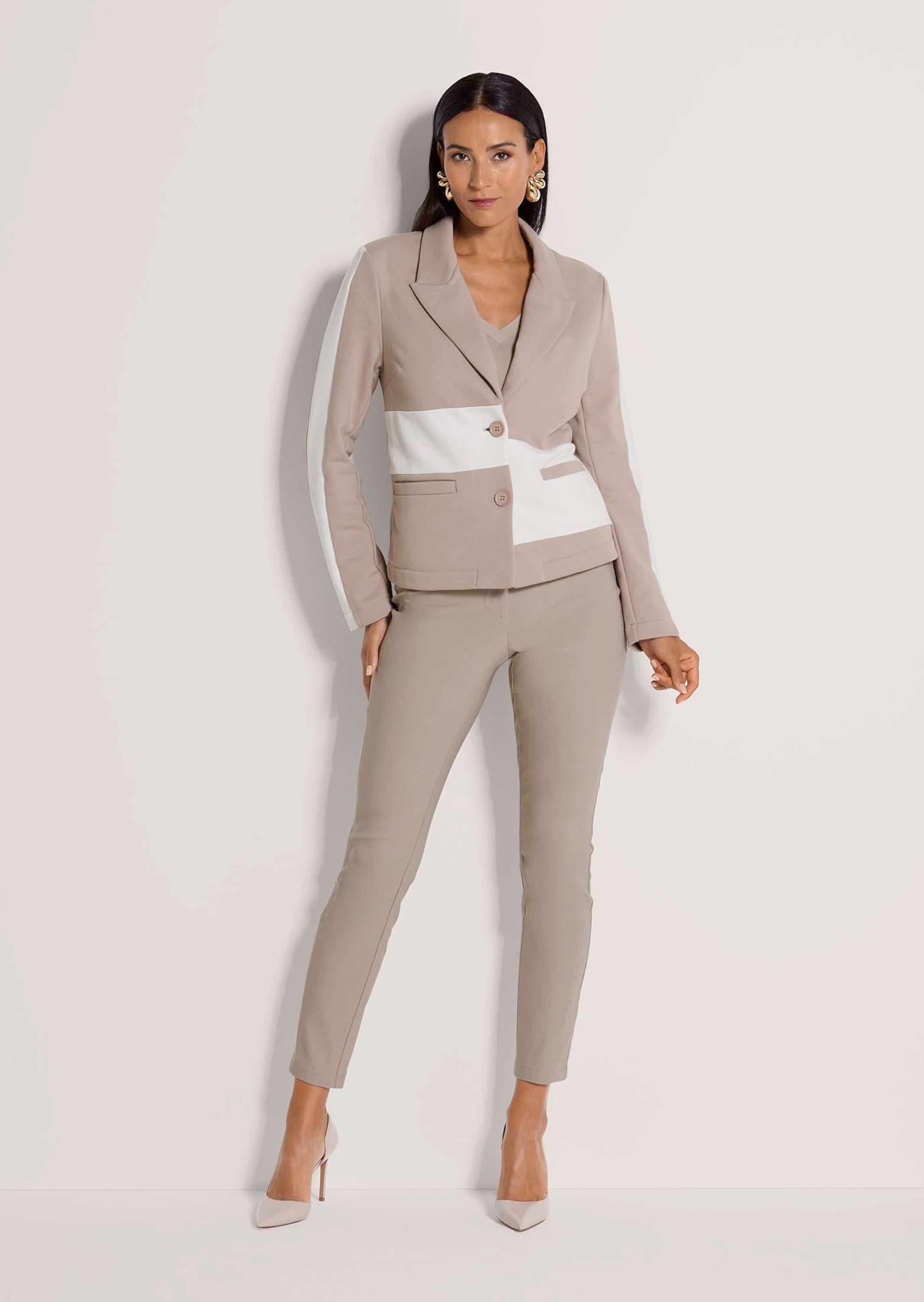 MADELEINE Langarmshirt Elegante Businessjacke mit Kontrasten Shirtjacke mit Blockstreifen, Langarm, Reverskragen