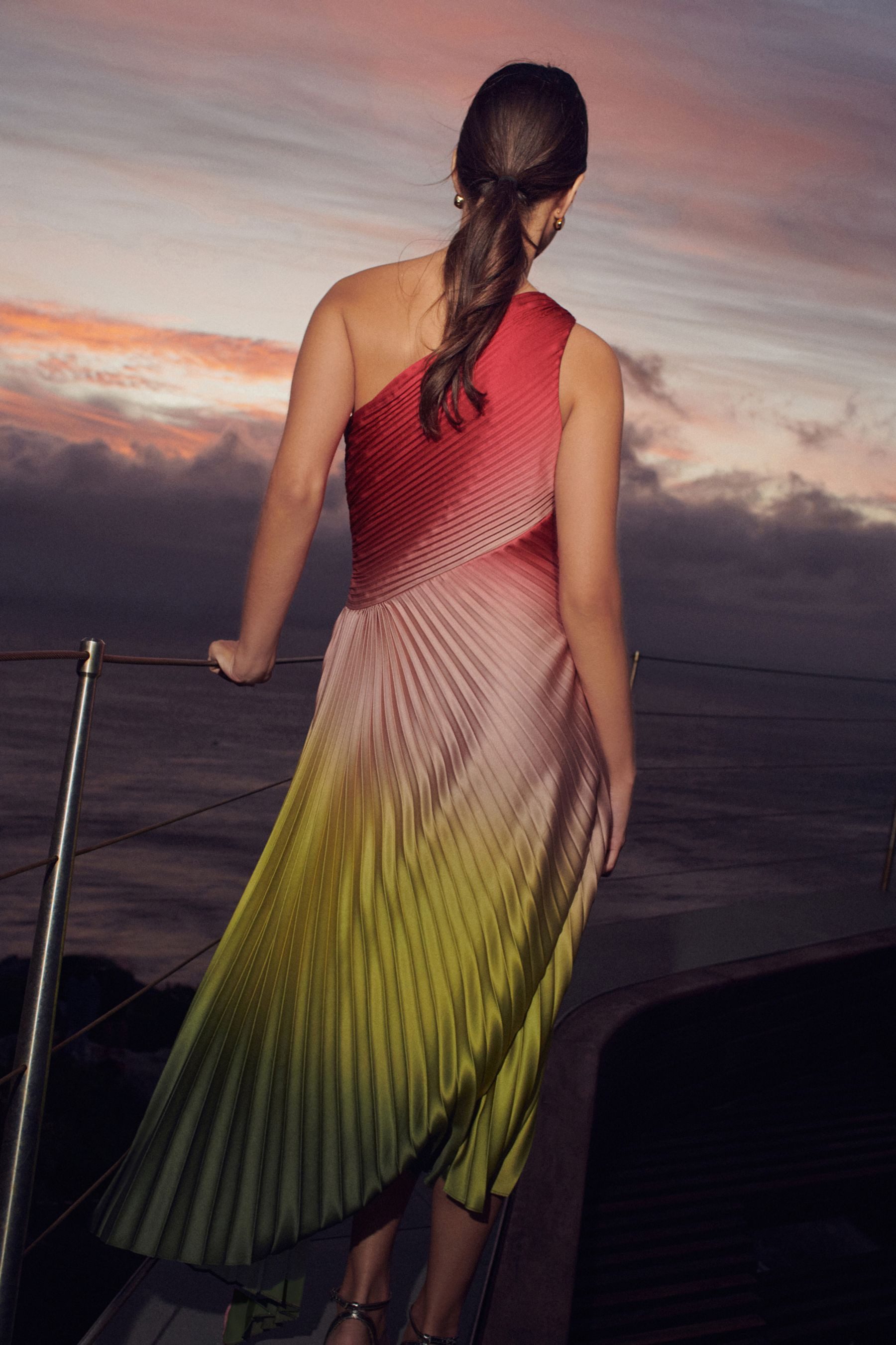 Next Partykleid Festliches plissiertes One-Shoulder-Kleid (1-tlg) günstig online kaufen