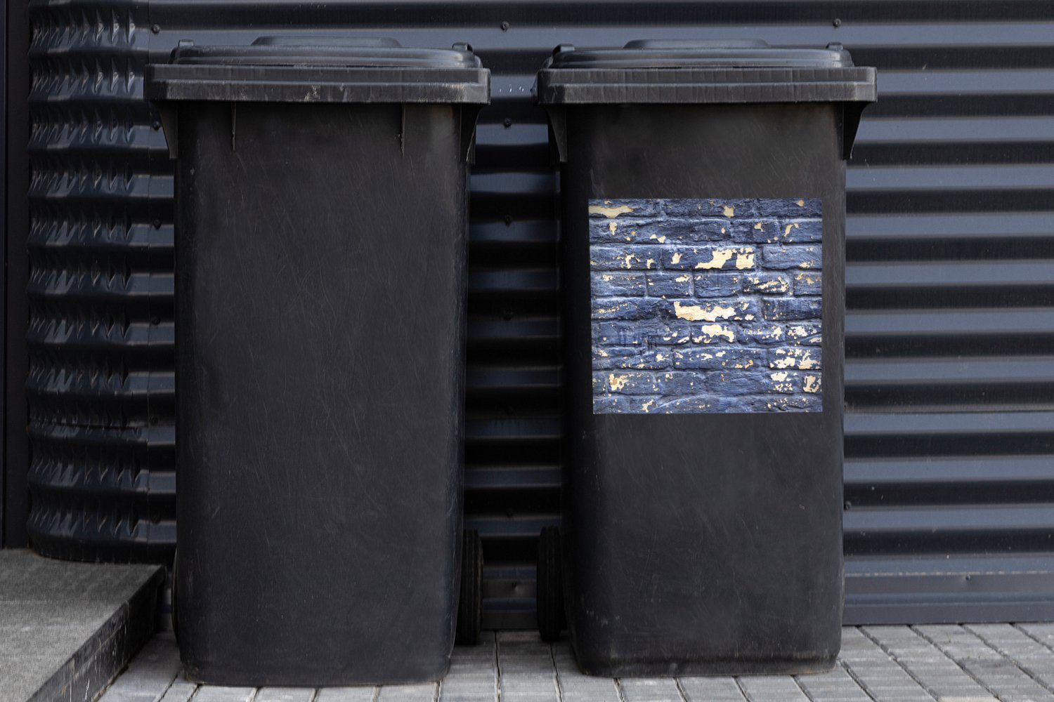 MuchoWow Wandsticker Ziegel - Farbe Sticker, - (1 Mülleimer-aufkleber, Container, St), Abfalbehälter Mülltonne, Wand