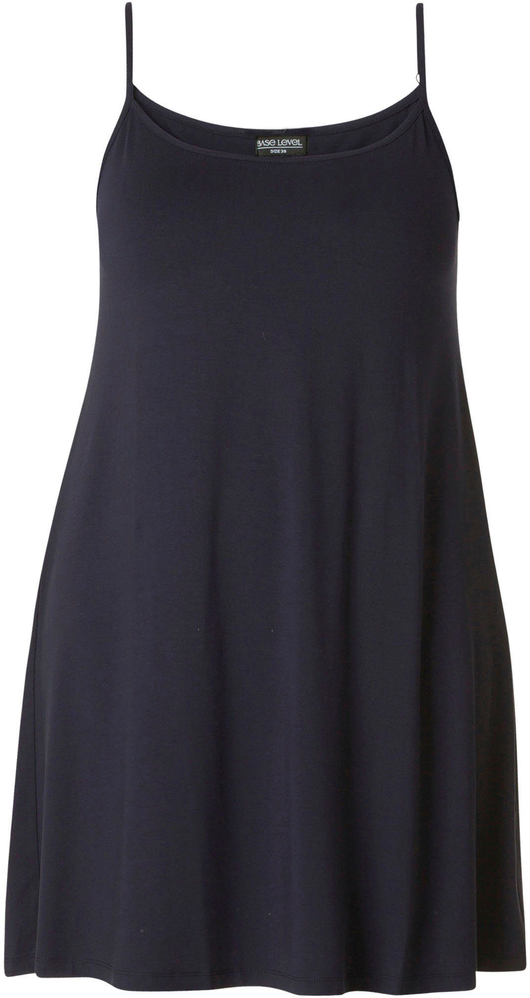 Base Level Curvy Trägerkleid Alissa Verstellbare Träger. Reduzierter Preis € 38,99. Unverbindliche Preisempfehlung € 44,95