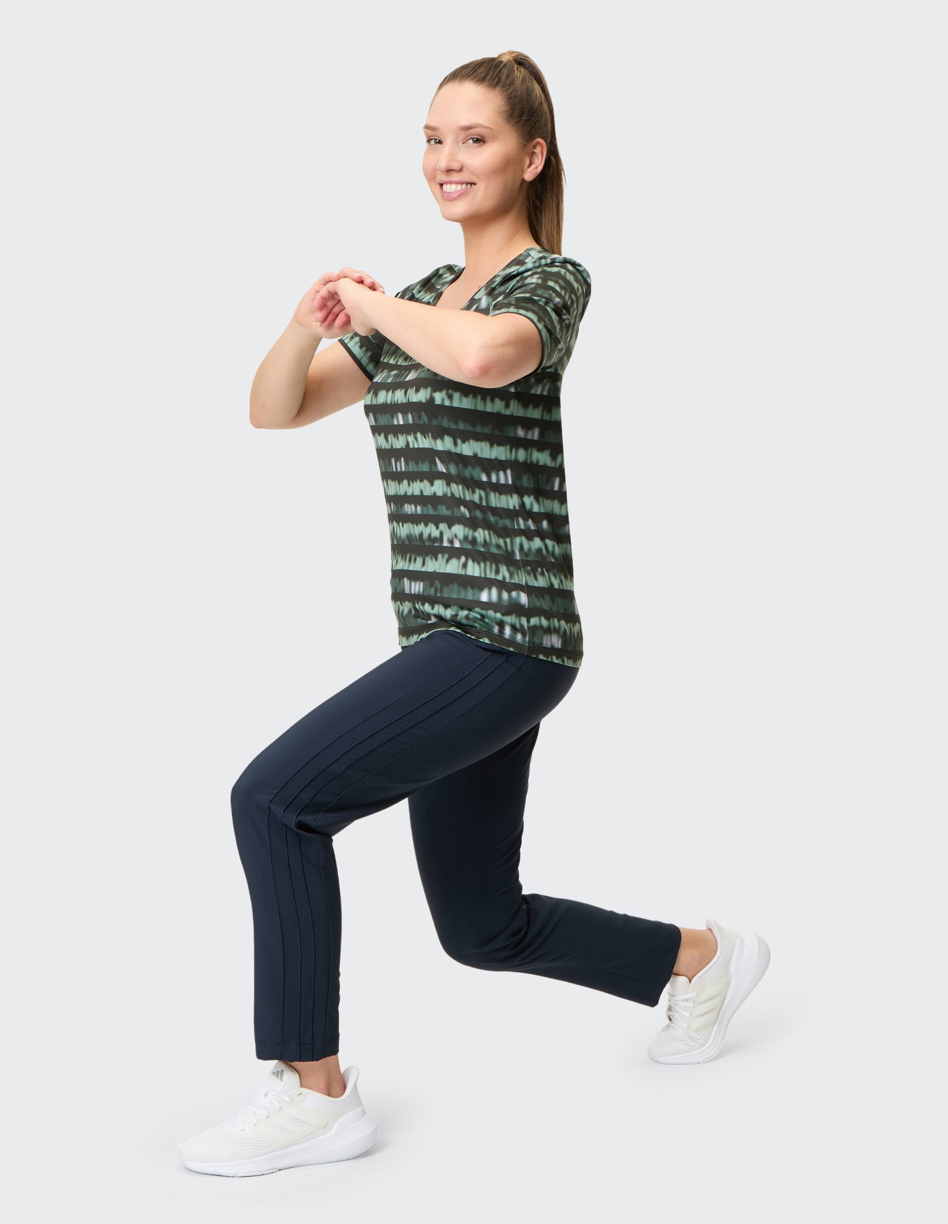 Joy Funktionsshirt MAGDA T-Shirt grape leaf print