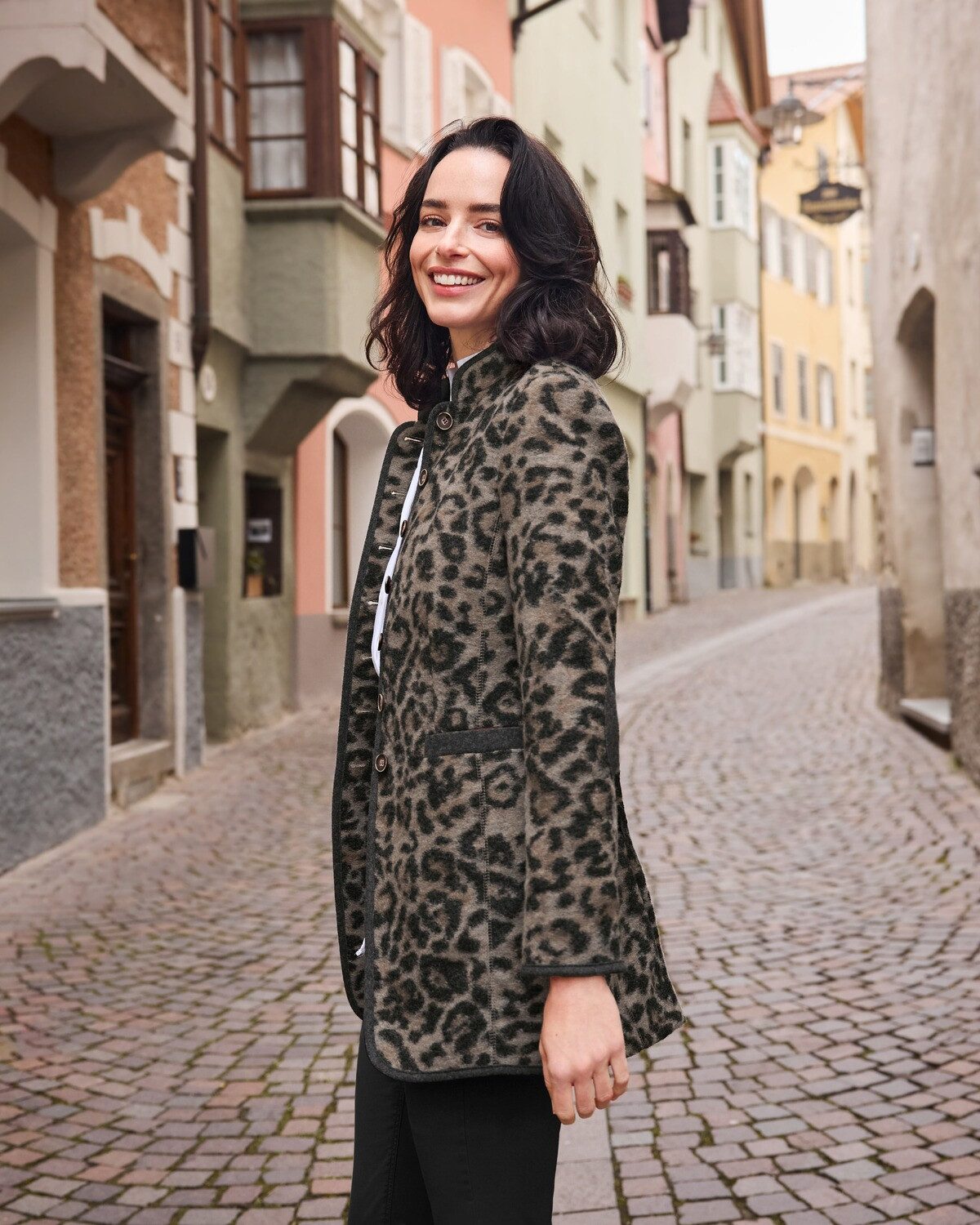 White Label Longblazer Gehrock mit Leopardenmuster
