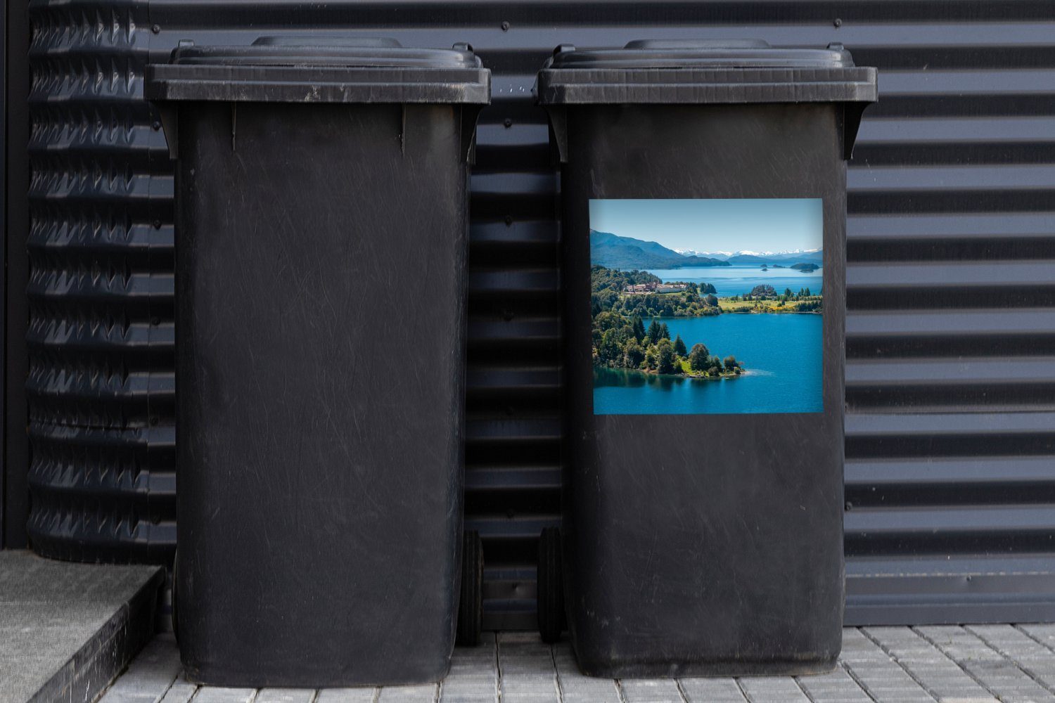 Argentinien, Huapi Nahuel blaue Mülltonne, in von leuchtend umgeben St), der Abfalbehälter Sticker, See (1 Container, Der MuchoWow Wandsticker Mülleimer-aufkleber,