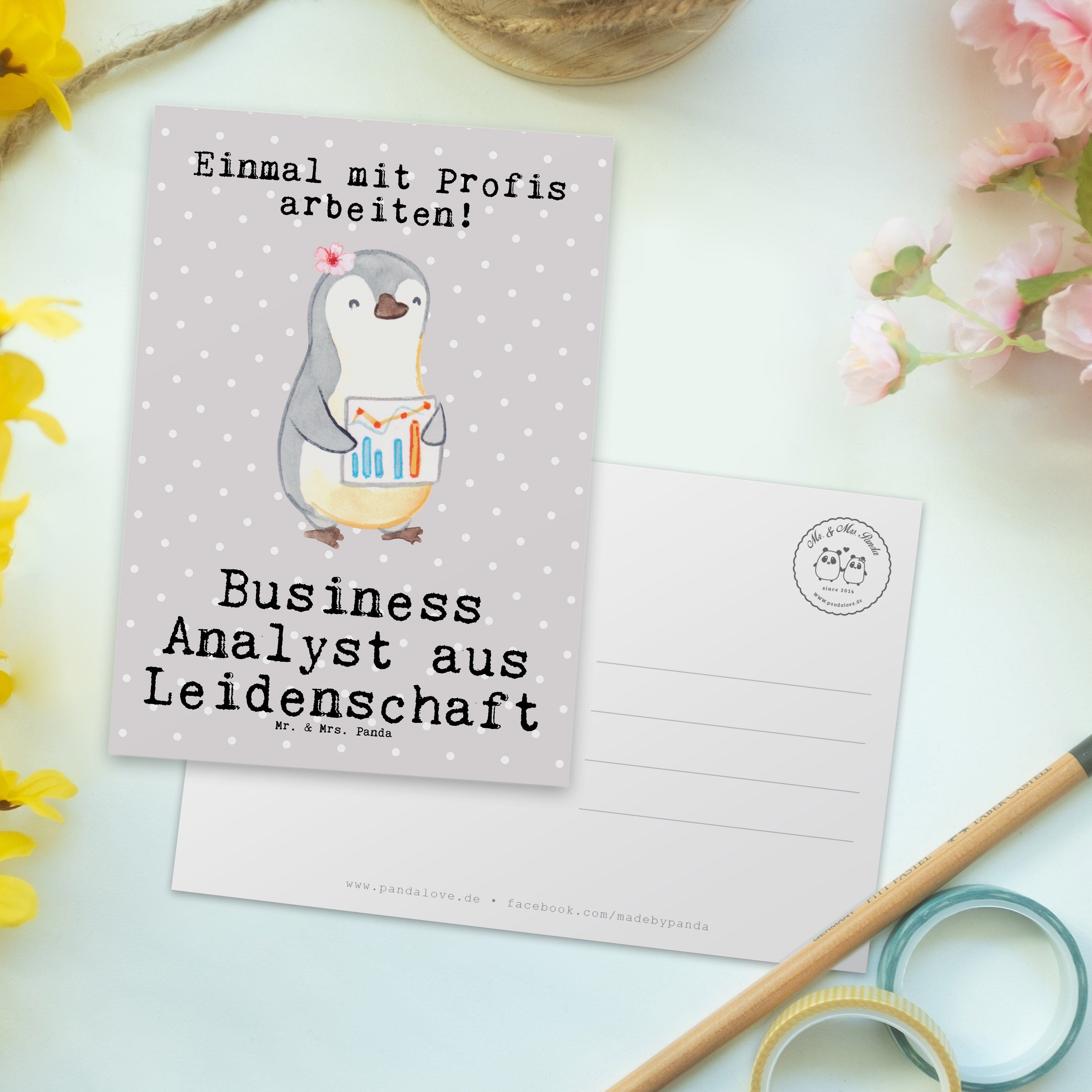Mr. & Mrs. Panda Postkarte Business Analyst aus Leidenschaft - Grau Pastell - Geschenk, Abschied