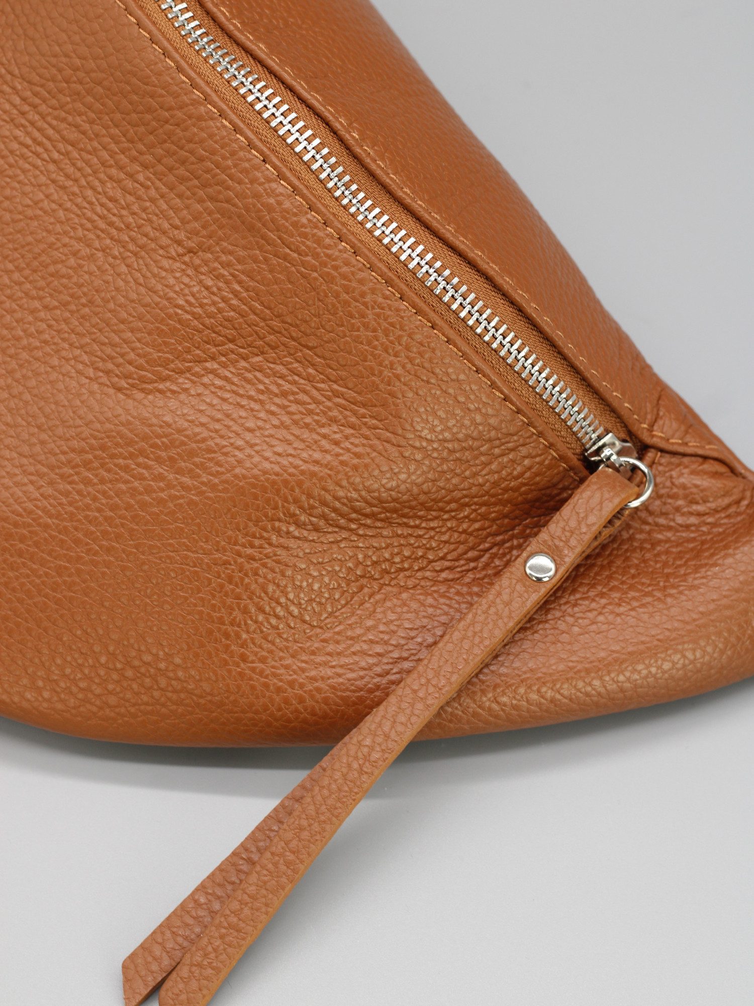 Adel Bags Schultertasche EMMA XL Umhängetasche Crossbody Bag Gürteltasche mit 2 Riemen, echtes Leder, hergestellt in Italien