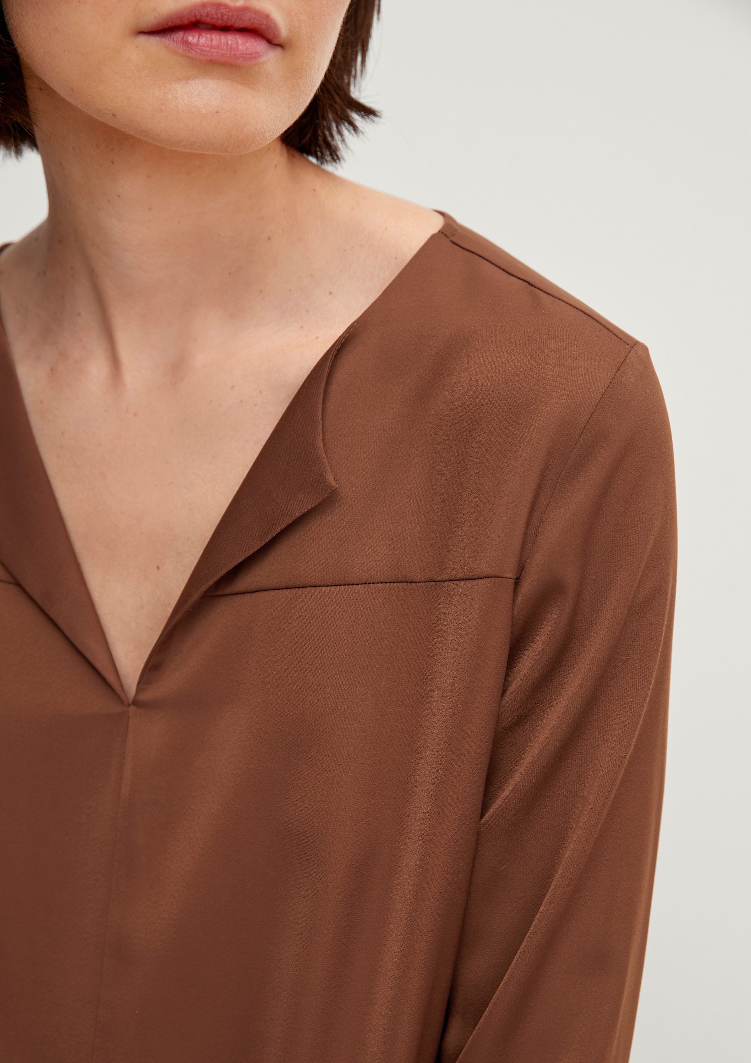 Comma 3/4-Arm-Shirt Bluse mit V-Ausschnitt teak