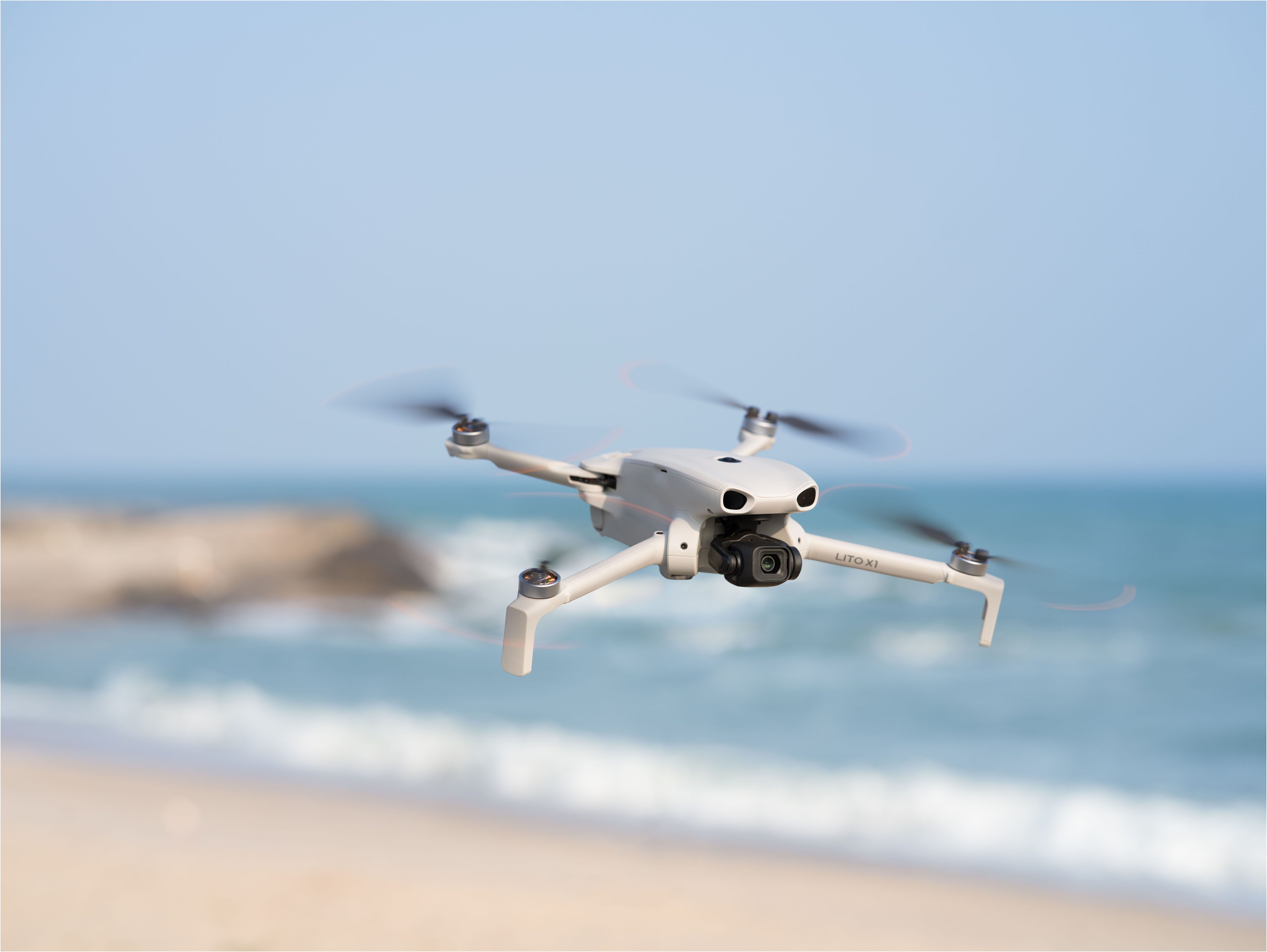 DJI Lito X1 Fly More Combo Plus (DJI RC 2) Drohne (4K Ultra HD, Set, DJI RC 2 Fernsteuerung, 3 Akkus, Ladestation und Tasche) – Bild 5 von 5