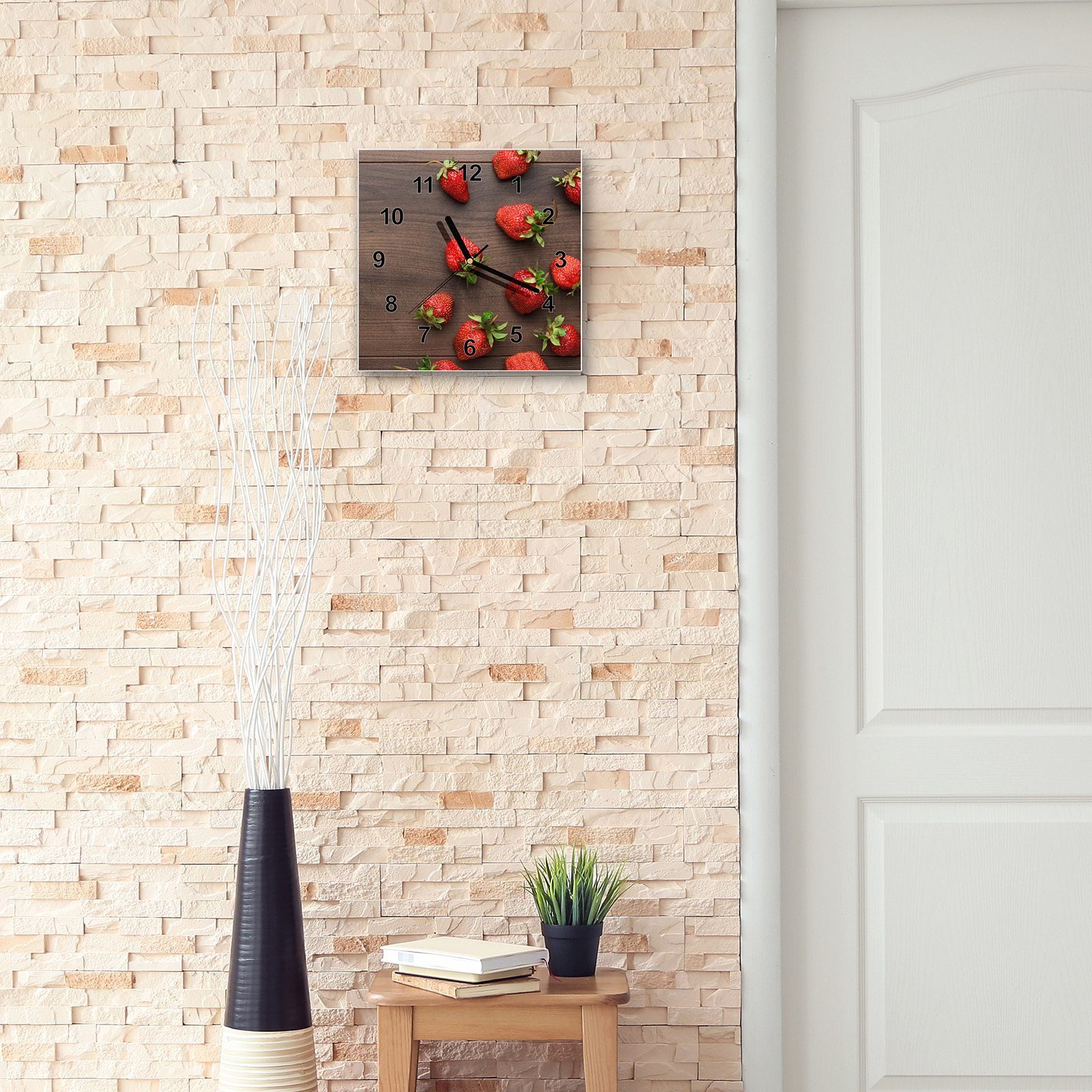 x Motiv 30 Wanduhr 30 mit Holztisch Größe auf Wanduhr Wandkunst Glasuhr cm Primedeco Erdbeeren