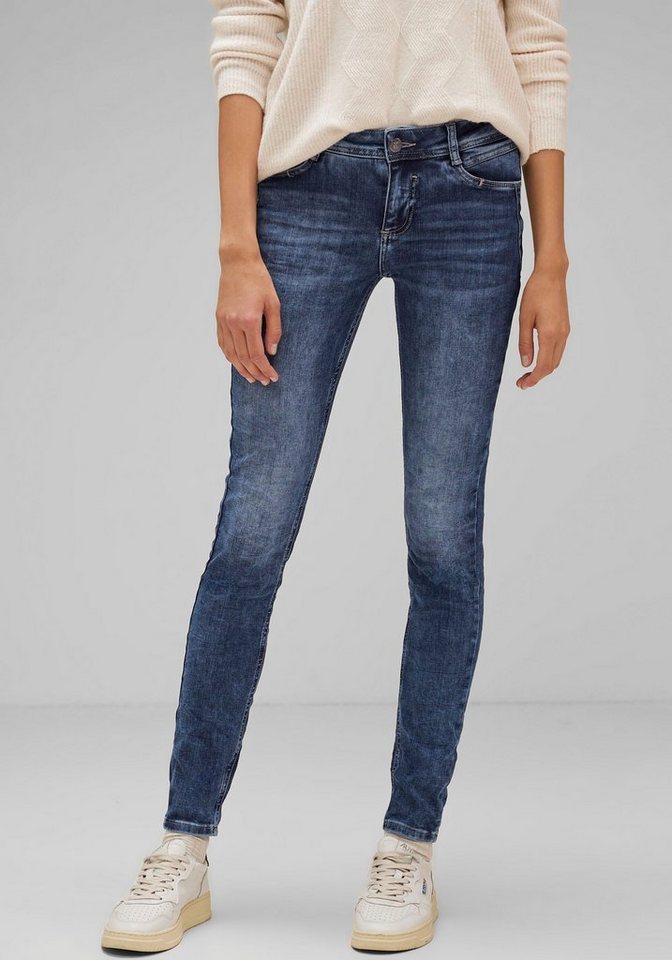 STREET ONE Slim-fit-Jeans im Style York, Slim fit mit schmal zulaufenden  Beinen und normaler Leibhöhe