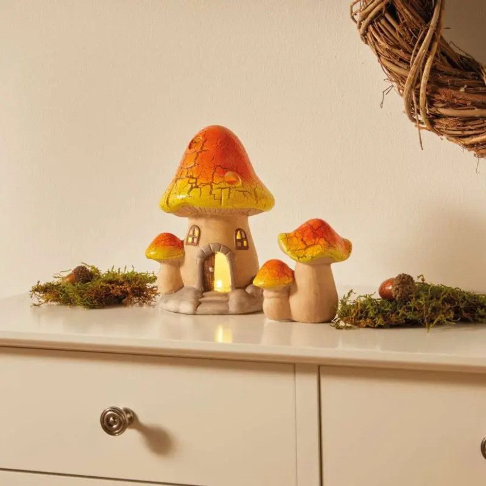 Home-trends24.de LED Dekofigur Pilz Haus LED Objekt Herbst Deko 2er-Set