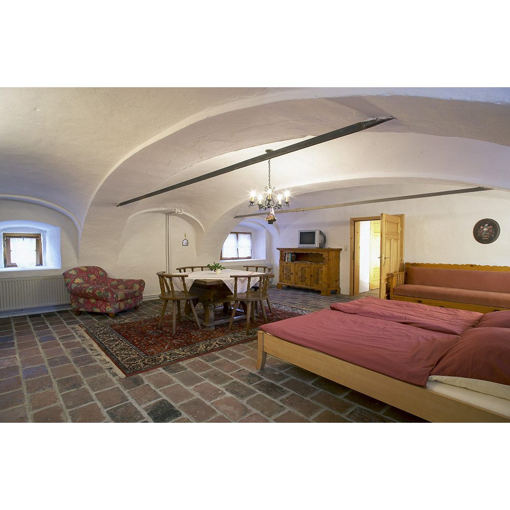 Jochen Schweizer Erlebnisgutschein Kurzurlaub Frauenhofen für 2 (1 Nacht), Energie tanken mitten in der Natur