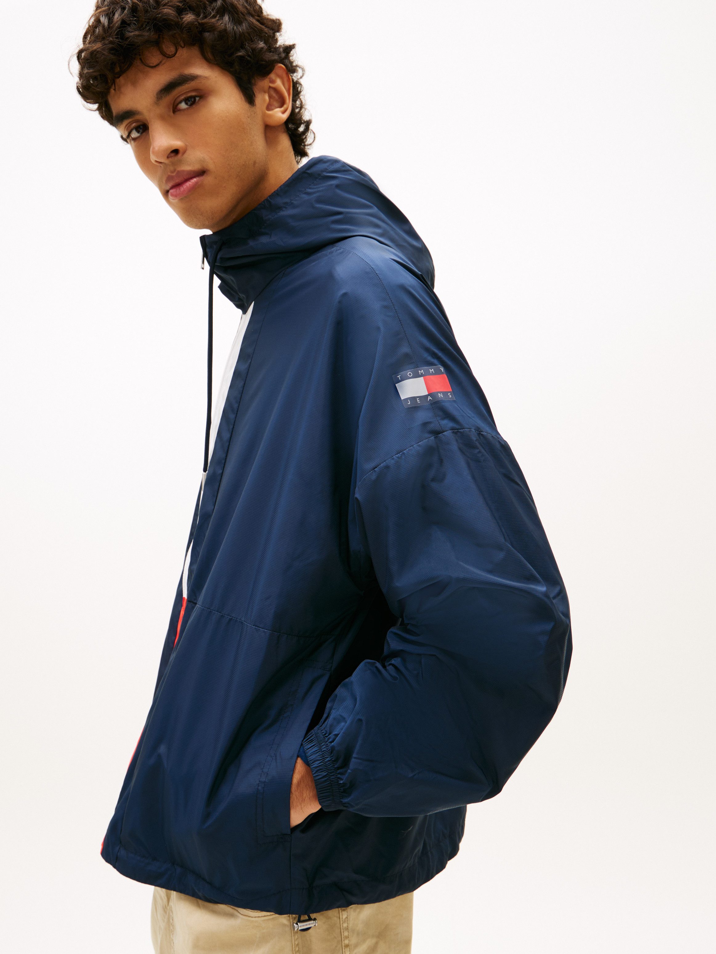 Tommy Jeans Windbreaker CHICAGO FLAG Regular fit mit Kapuze
