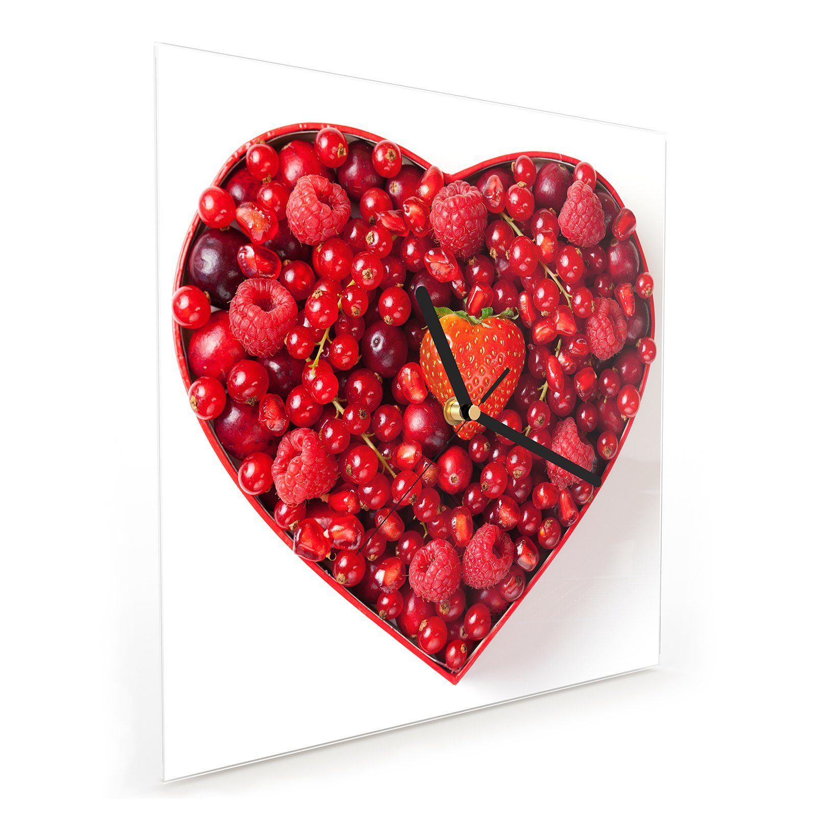 Primedeco Wanduhr Glasuhr Wandkunst Motiv Größe x und cm Wanduhr Erdbeere mit 30 Herz Beeren 30 aus