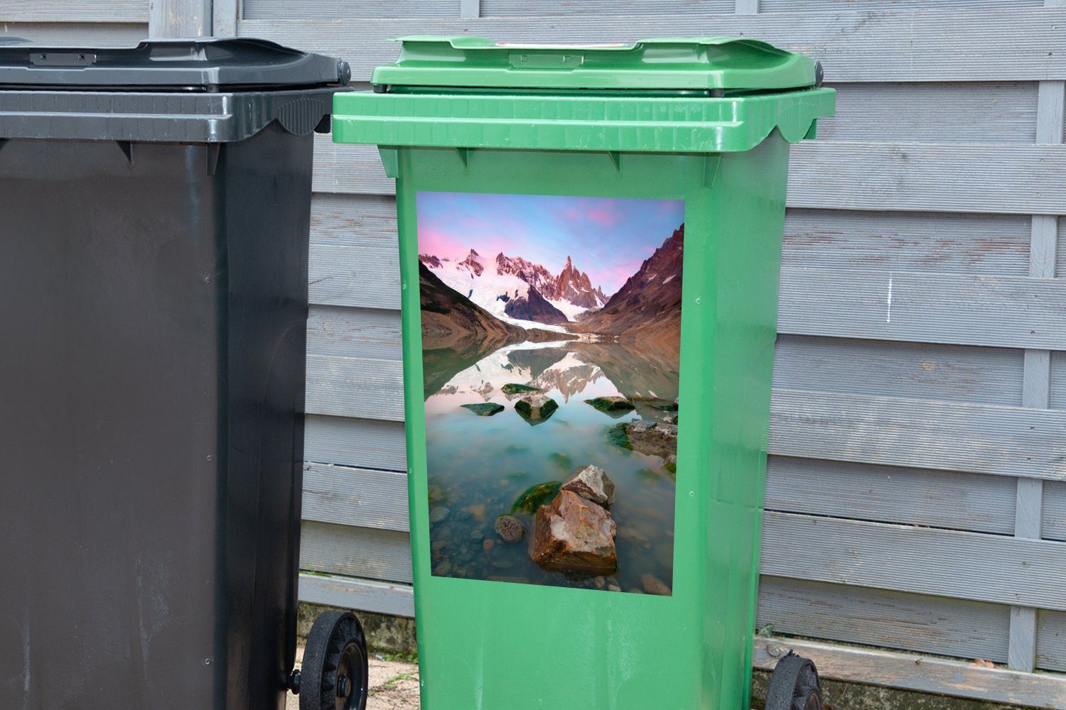 Abfalbehälter Berge die MuchoWow Sticker, auf St), Wandsticker in Argentinien (1 Container, Sonnenaufgang Mülltonne, des Mülleimer-aufkleber, Blick bei Cerro Chaltén