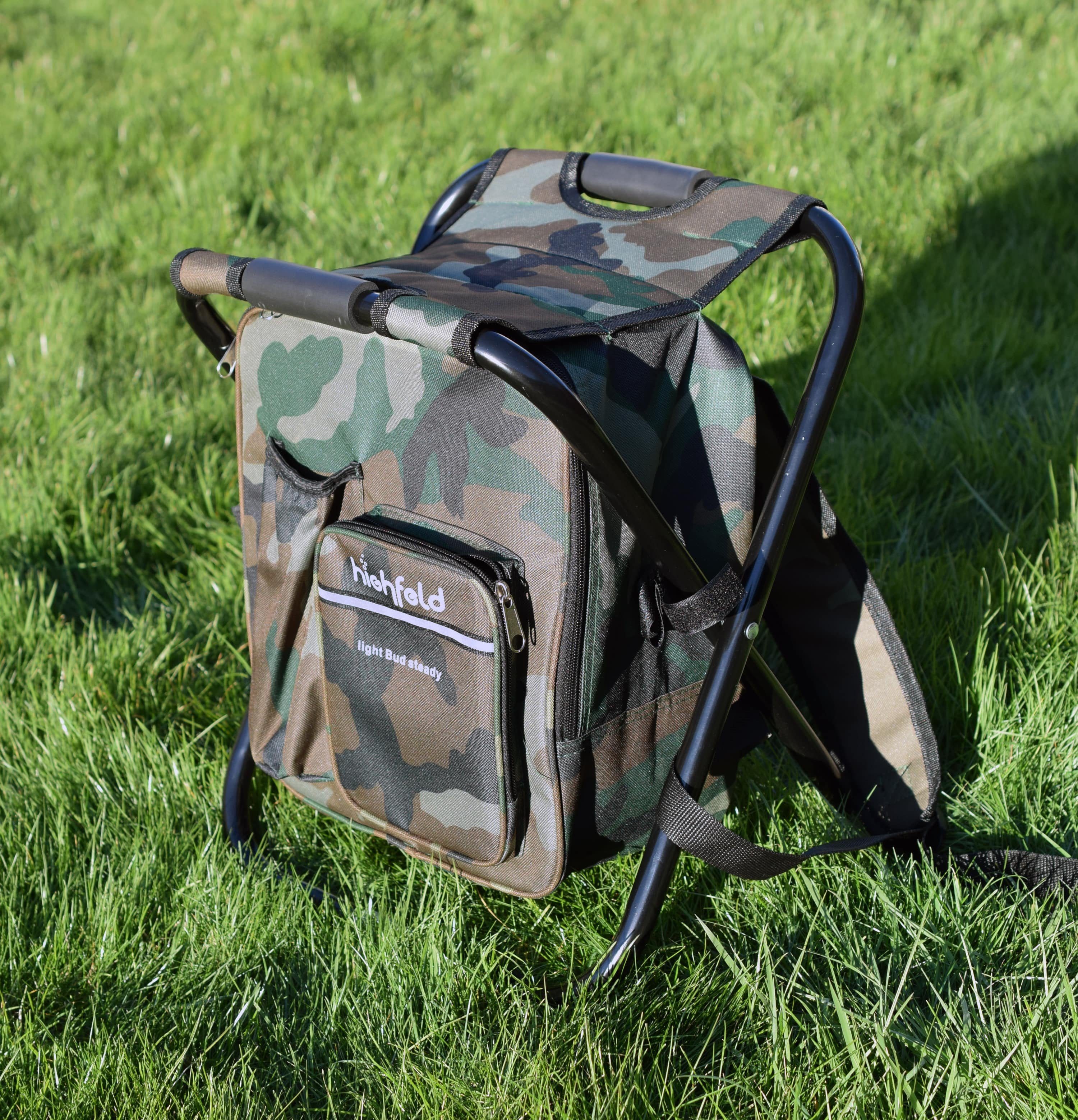 highfeld Campinghocker Camping Hocker mit (1 Kühltasche integrierter mit Rucksack camouflage Stück)