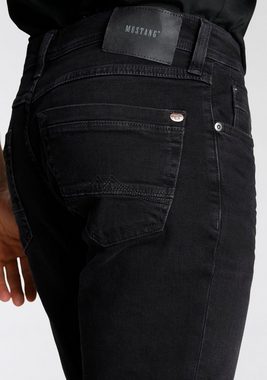 MUSTANG 5-Pocket-Jeans Style Washington Straight mit leichten Abriebeffekten