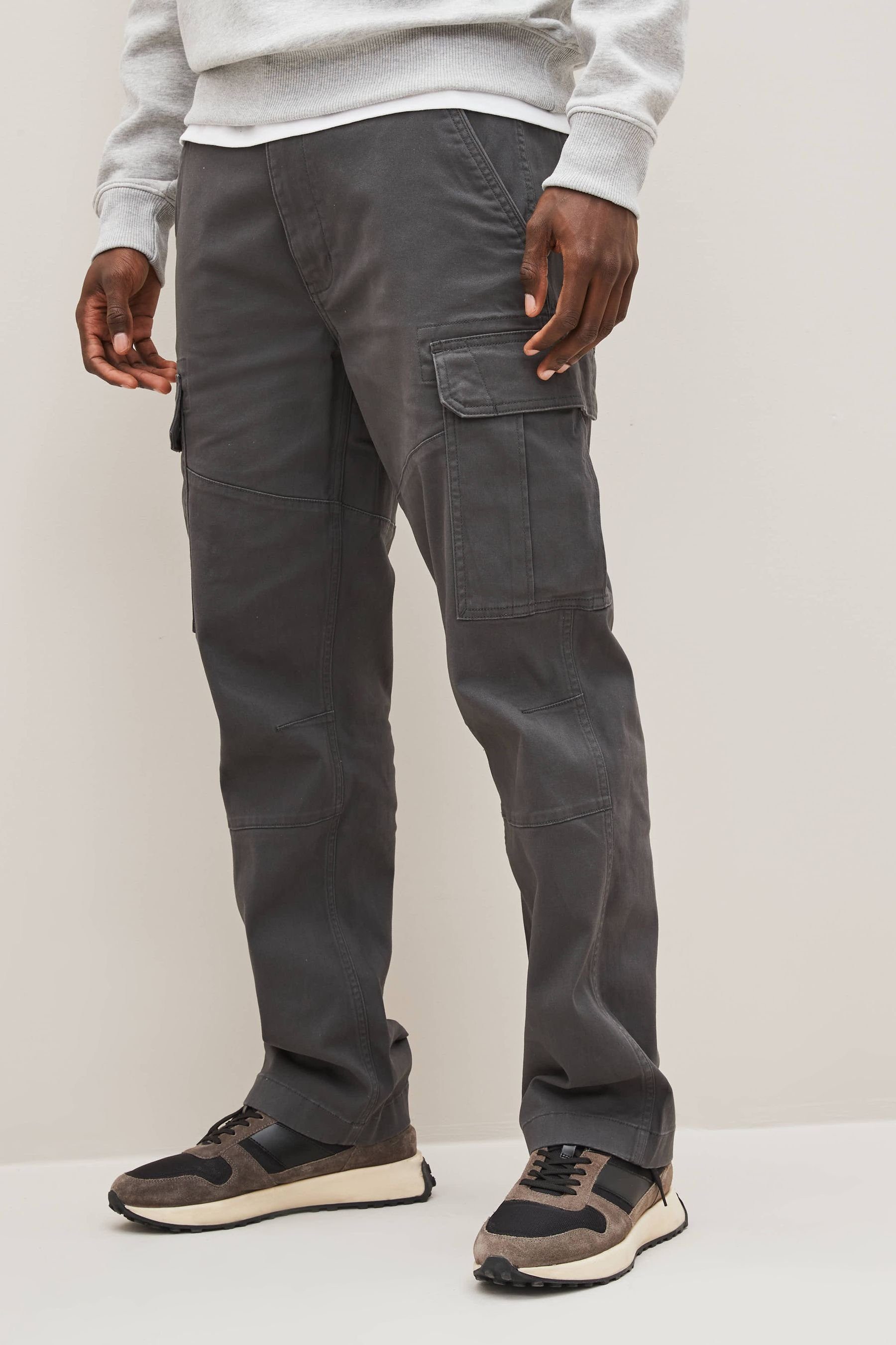 Next Cargohose Cargo-Hose aus Baumwollstretch – Straight Fit (1-tlg) Charcoal Grey