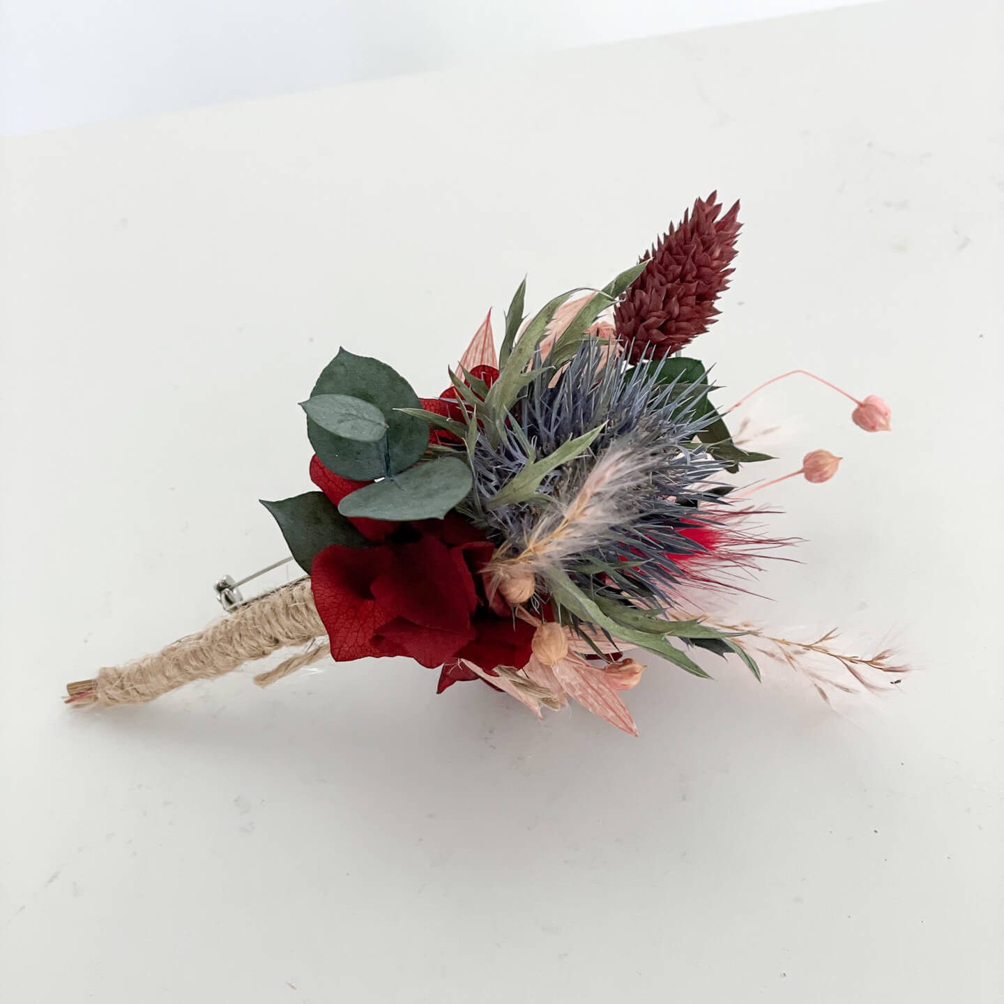 Trockenblume Anstecker Bräutigam I Trauzeuge I Trockenblumen Eukalyptus rosa rot, LYKKE & You