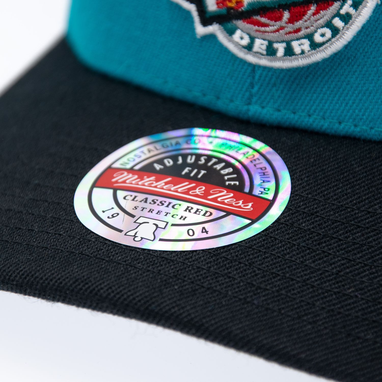 Mitchell & Ness Snapback Cap Stretch Classic Red Detroit Pistons