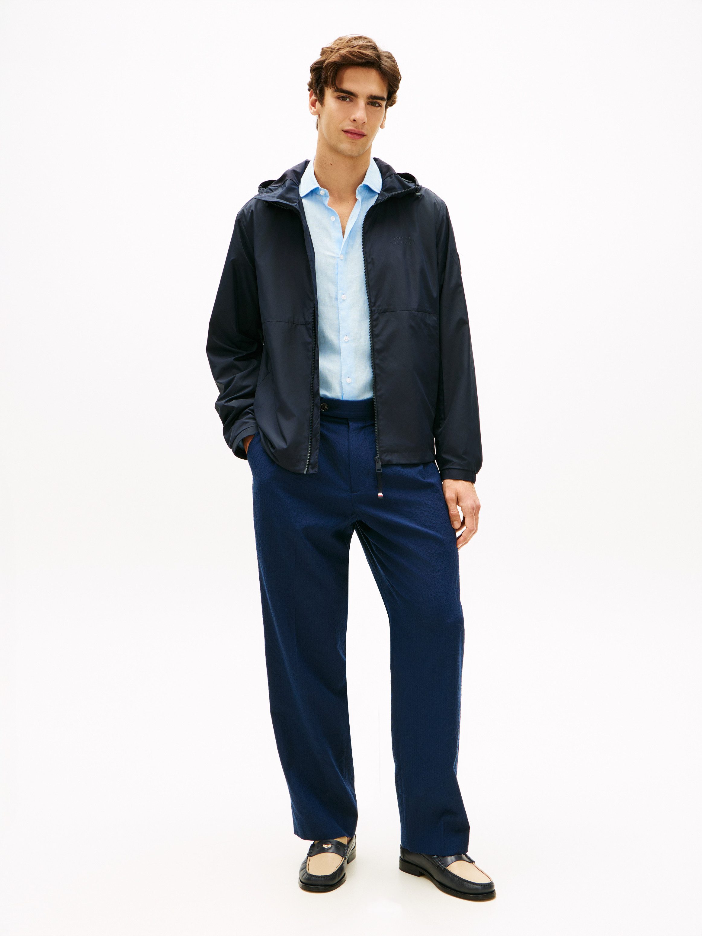 Tommy Hilfiger Allwetterjacke BRANDED HOODED Windjacke Fahrradjacke Packable Regular fit mit Kapuze – Bild 5 von 5