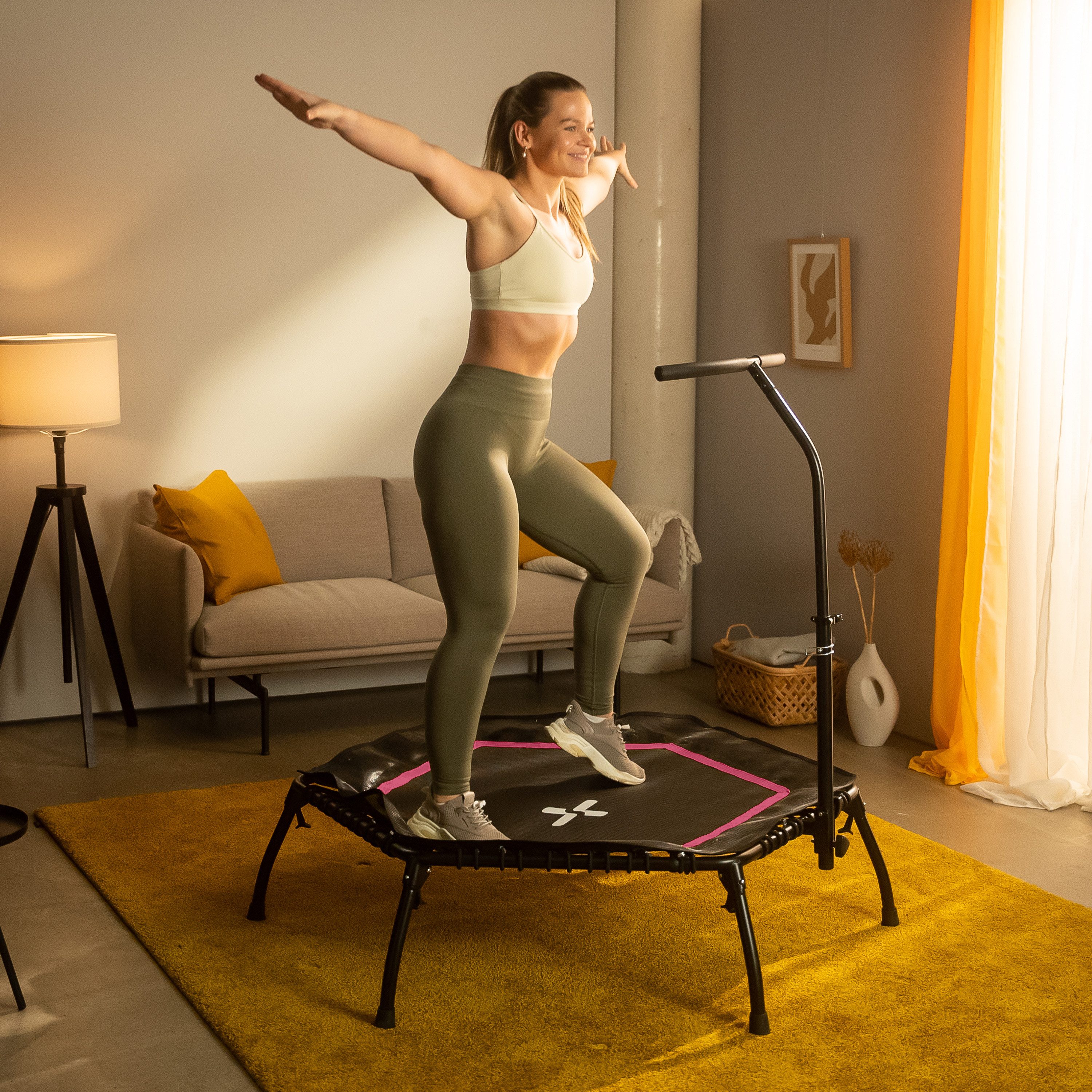 SportPlus Fitnesstrampolin SP-T-2100-R, Ø 126 cm, Fitnesstrampolin, klappbar, Himbeere, leise Gummiseilfederung, 126cm