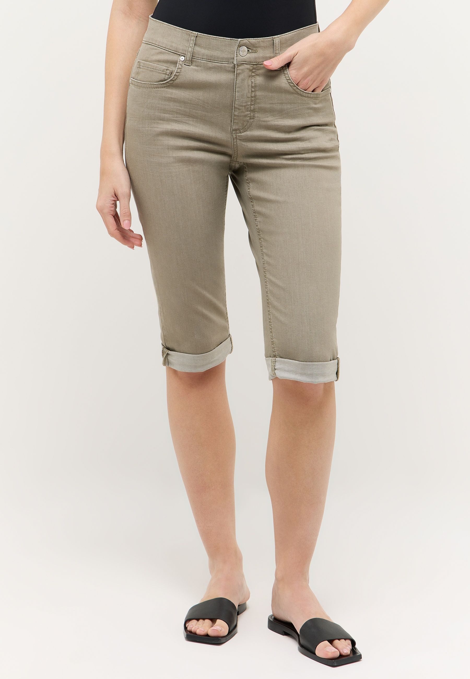 ANGELS Bermudas