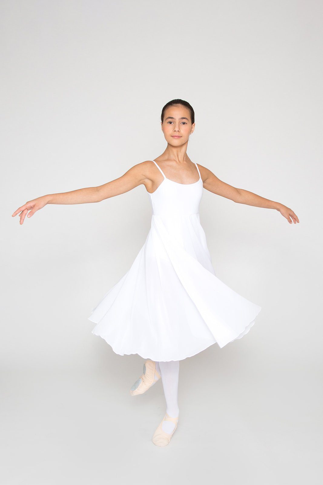 tanzmuster Chiffonkleid Ballettkleid Adelina im Empire Stil ärmelloser Ballettbody aus weichem Baumwollmischgewebe