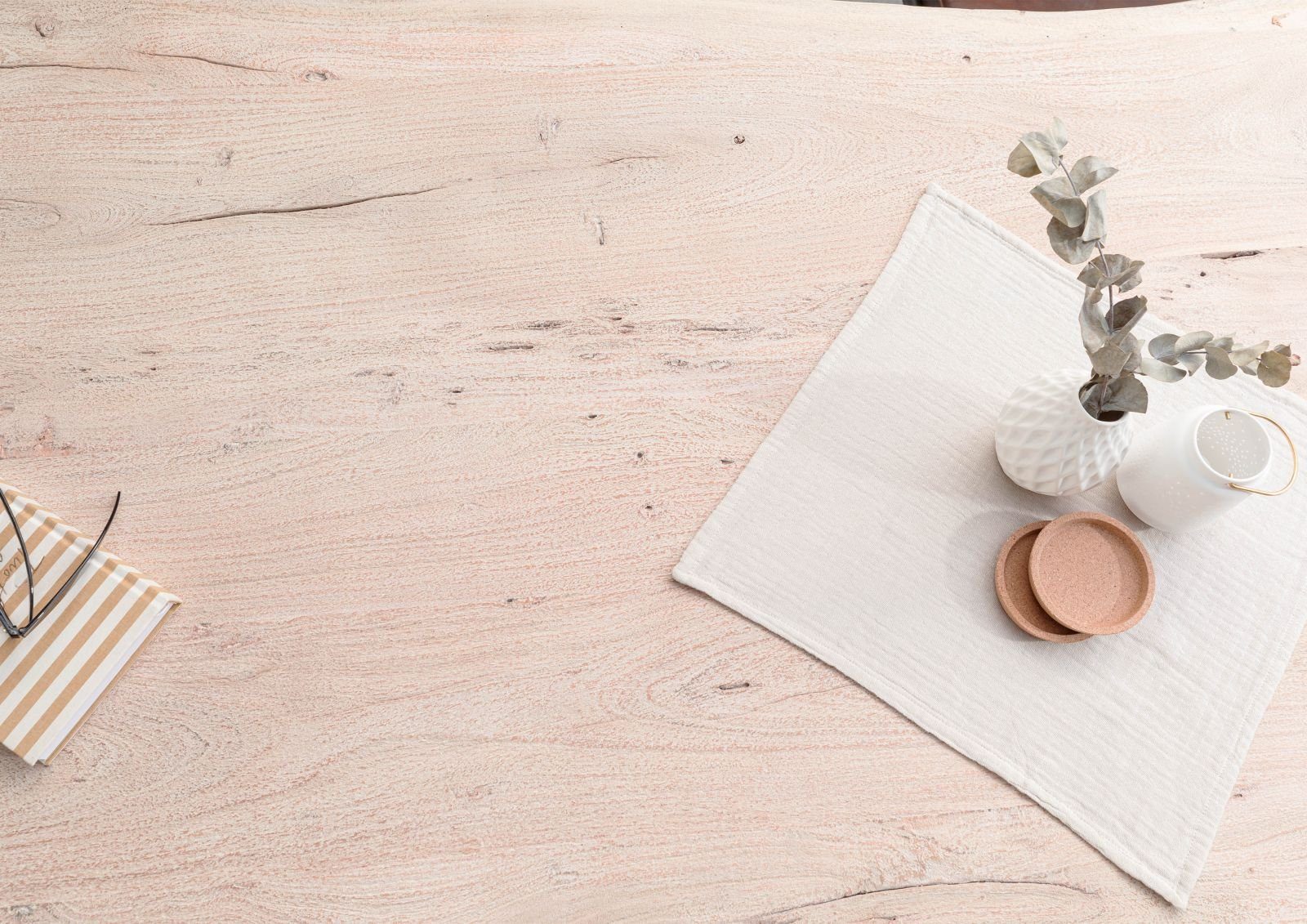 Massivmoebel24 Baumkantentisch FREEFORM (230x110x78 Akazie, Esstisch Baumti günstig online kaufen