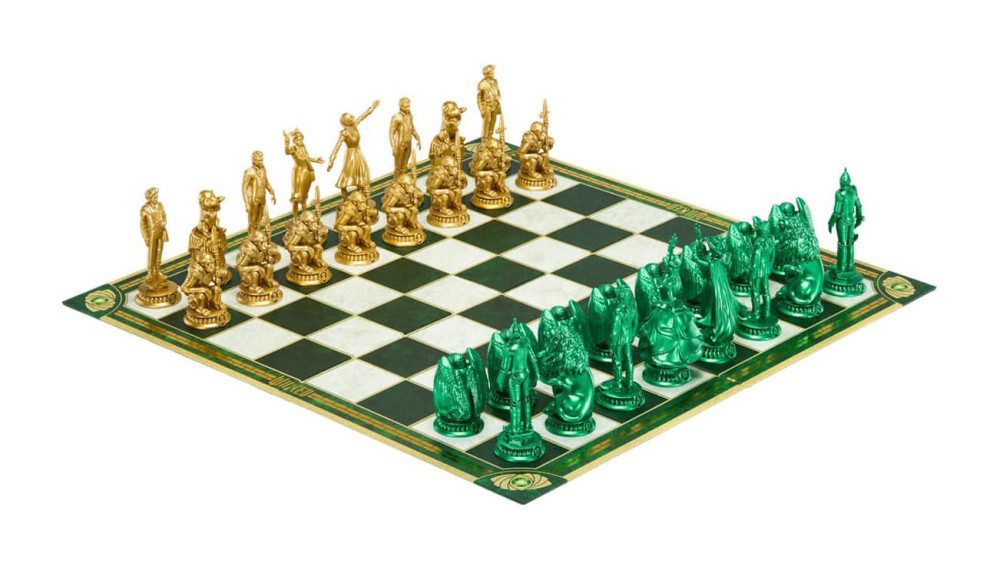 Noble Collection Spiel Wicked: Teil 2 Schachspiel Shiz vs. Emerald City