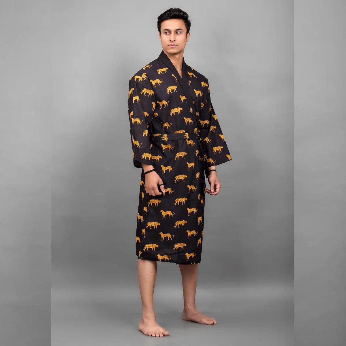 PfauGermany Morgenmantel Cavalier Knight Rider