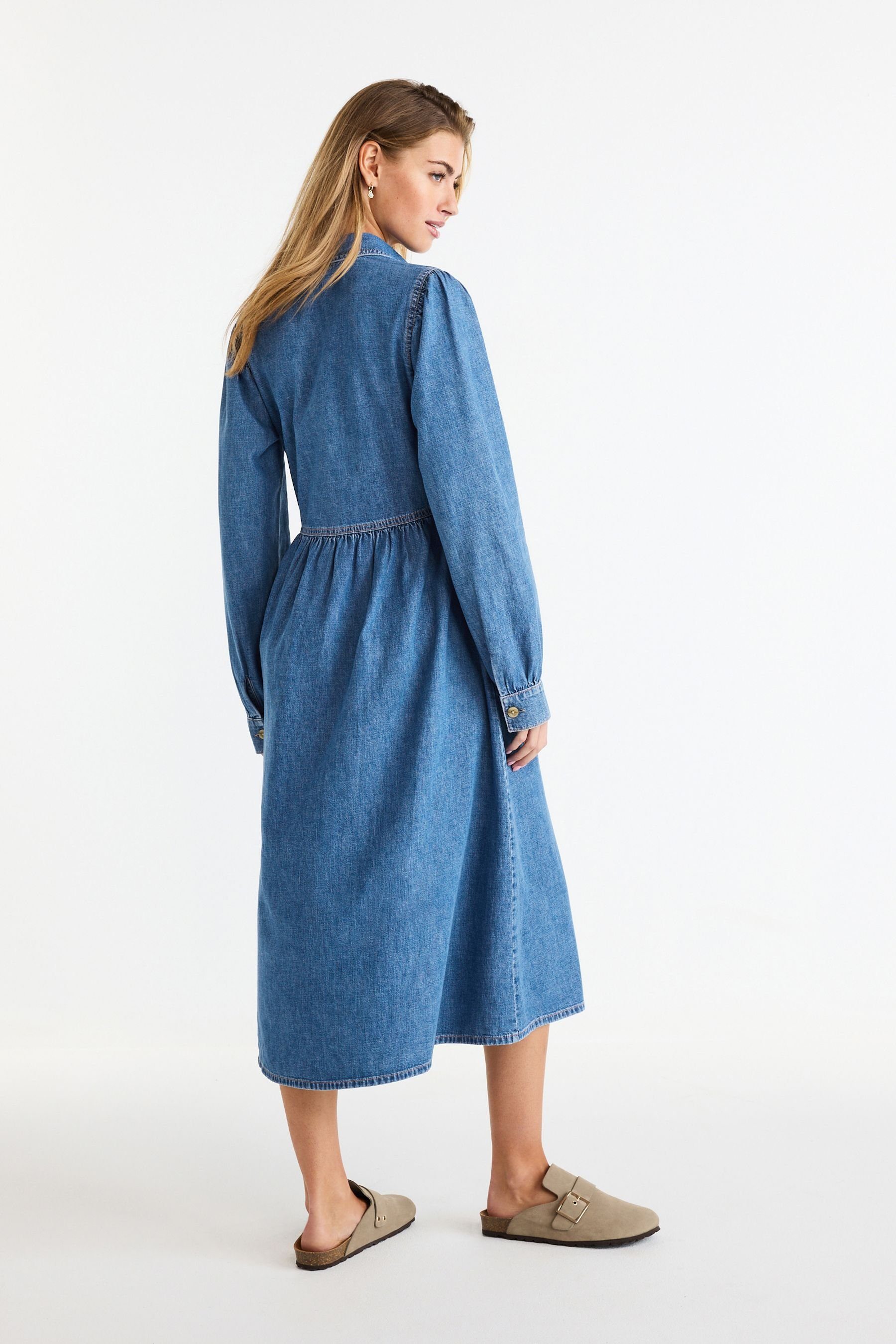 Next Midikleid Gesmoktes Midikleid – Petite günstig online kaufen