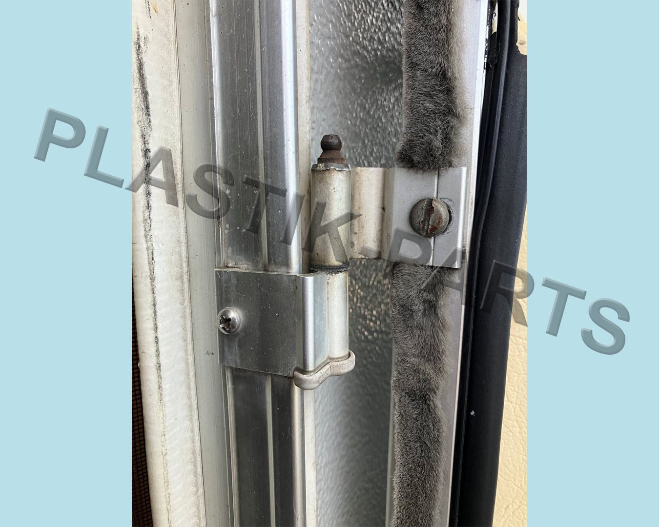 Plastik Parts Montagezubehör TÜRSCHARNIER HYMER bis 1998 geteilte TÜR Wohnmobil Wohnwagen Scharnier