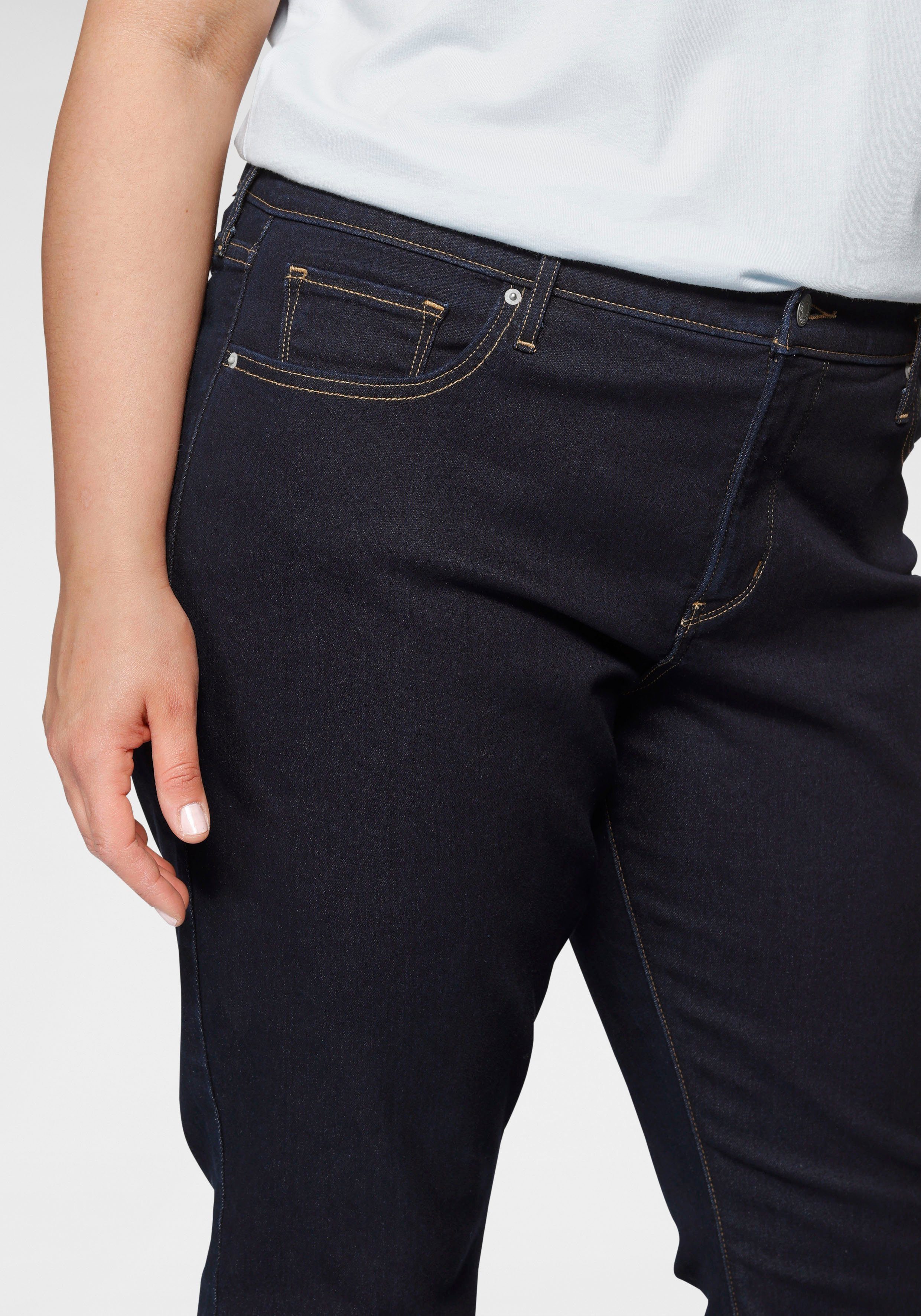 Levi's® Plus Straight-Jeans 314 Shaping Straight in Baumwoll-Stretch – Bild 4 von 5