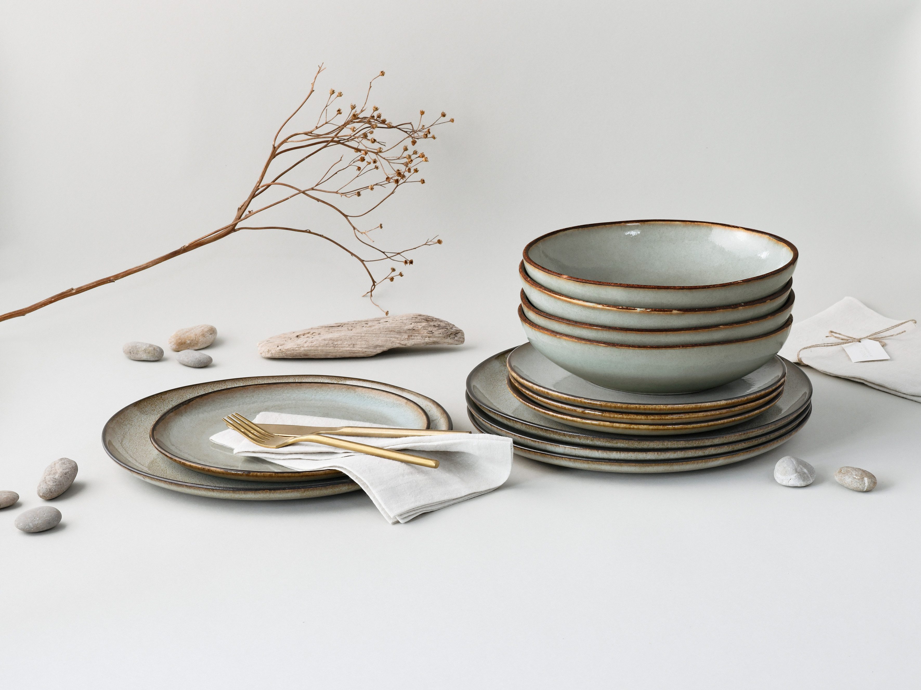 CreaTable Tafelservice Teller Set, Geschirr-Set Stone Town (12-tlg), 4 Personen, Steinzeug, Service, organische Form, Handmade Charakter, 12 Teile, für 4 Personen