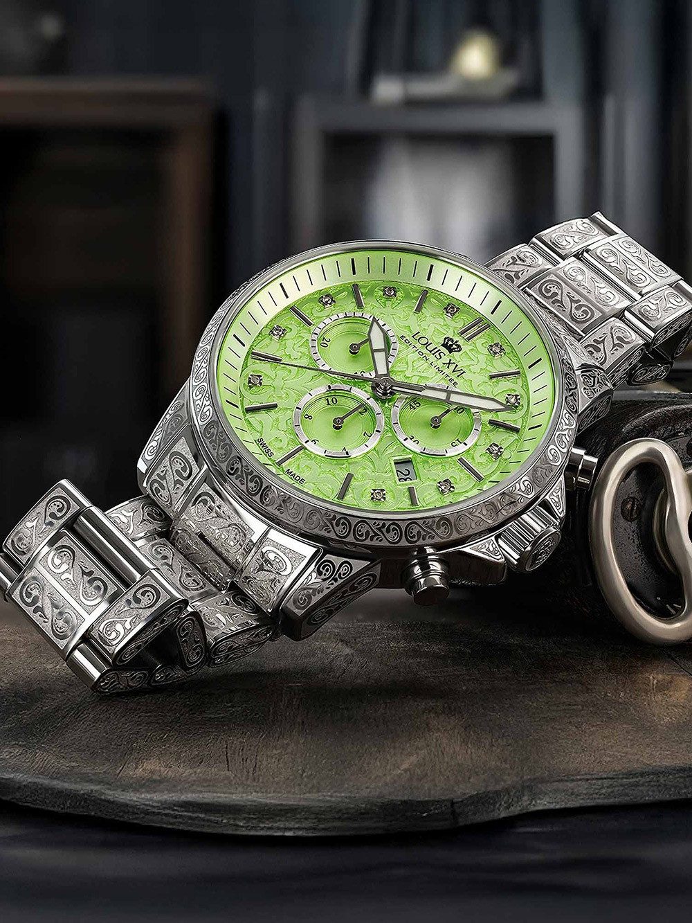 LOUIS XVI Quarzuhr Louis XVI LXVI1826 Herrenuhr Palais Royale 2.0 Diamond Chronograph 43m Louis XVI LXVI1826 Herrenuhr Palais Royale 2.0 Diamond Chronograph 43mm 10ATM