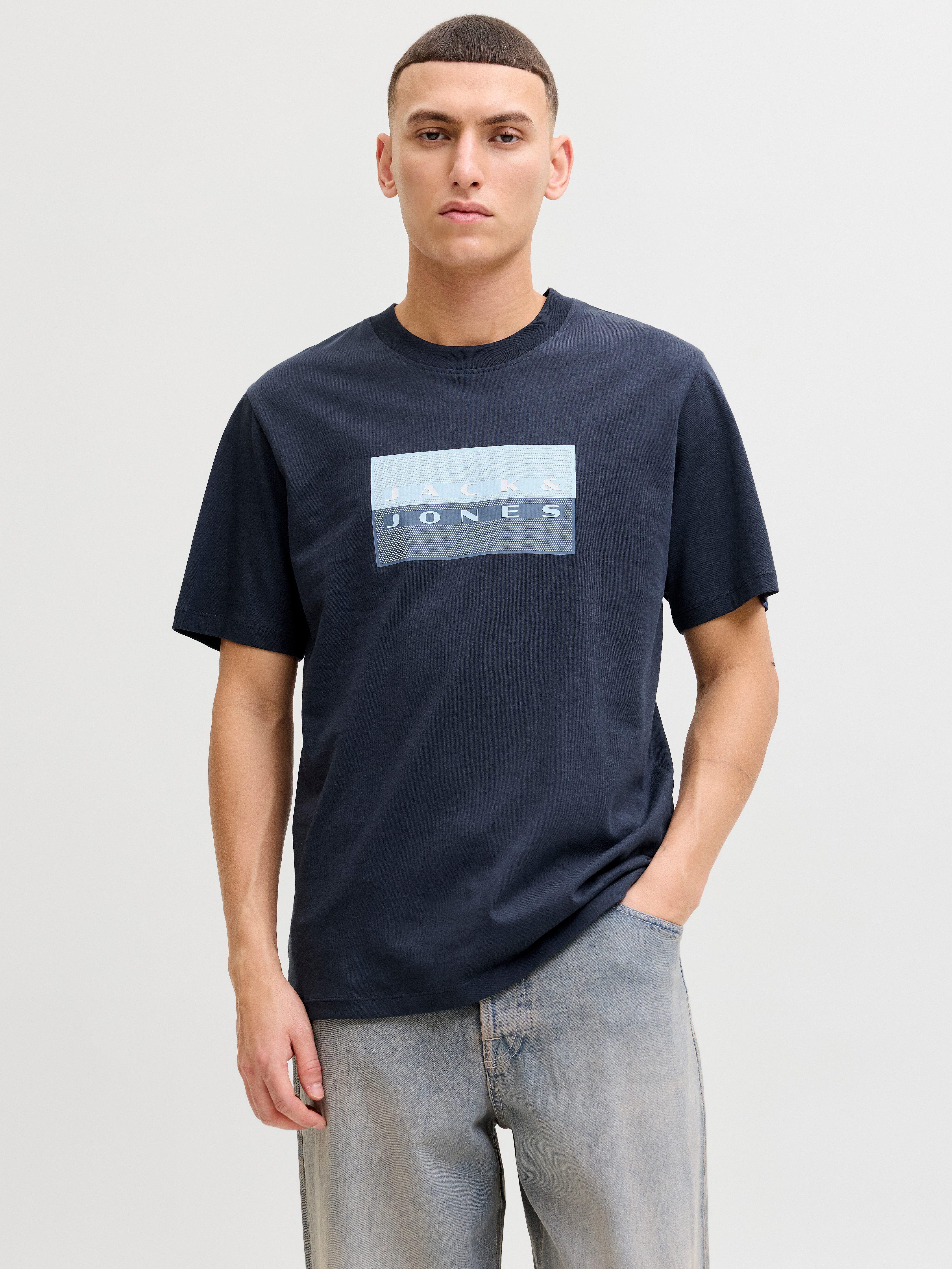Jack & Jones Kurzarmshirt JCOFUSION DOTS PRINT TEE SS CREW SN Baumwolle, regular fit