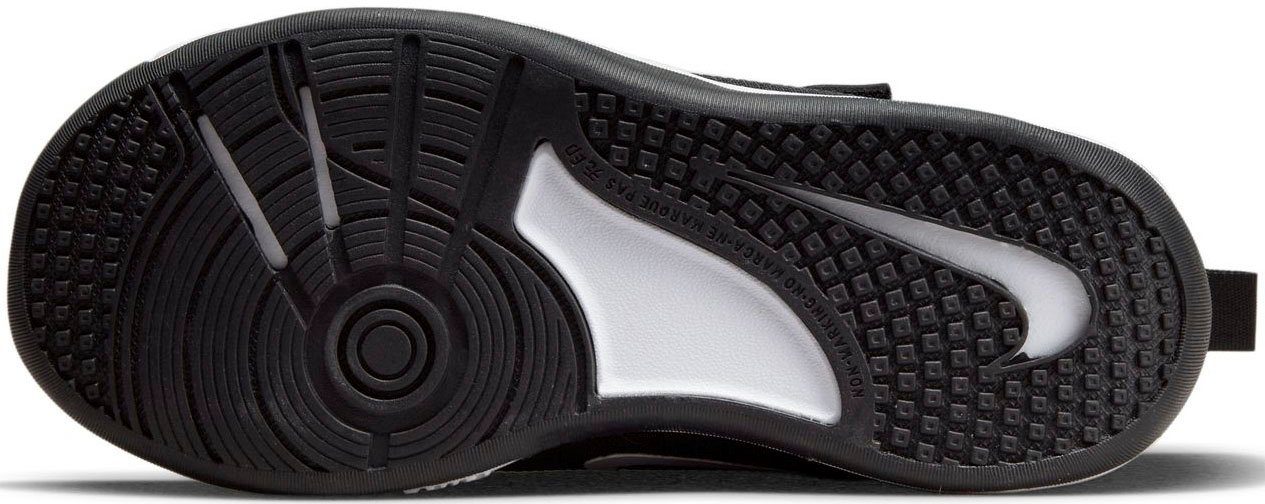 Hallenschuh black-white Multi-Court (PS) Omni Nike
