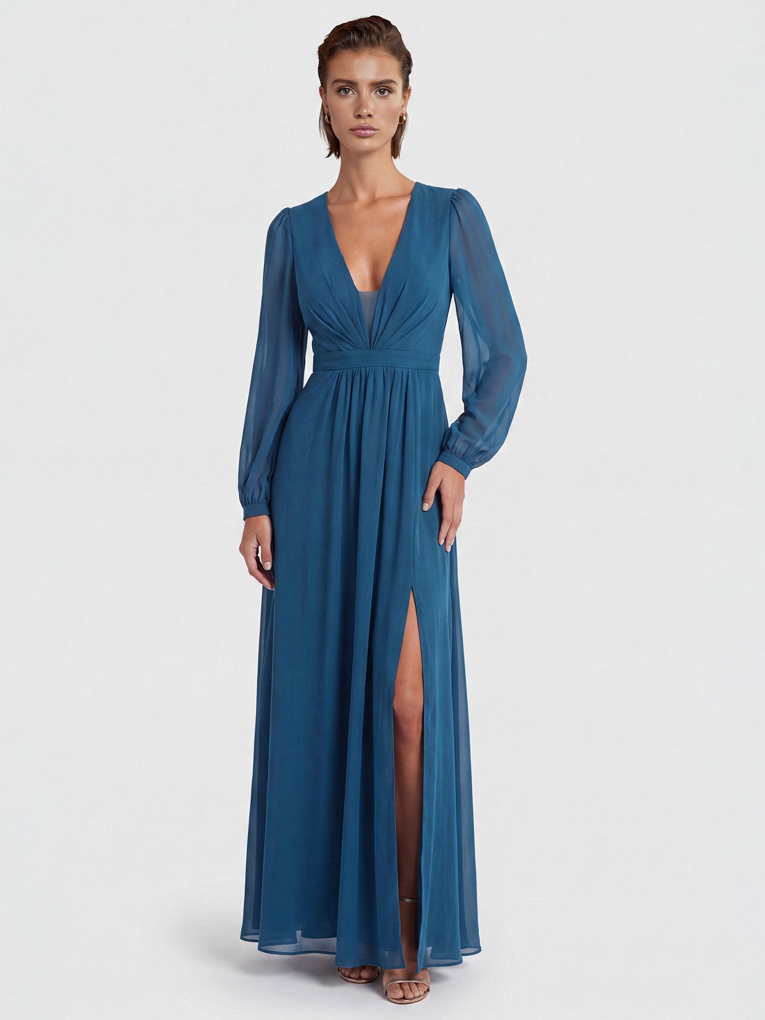 Apart Brautkleid aus Chiffon mit semitransparenten Ärmeln