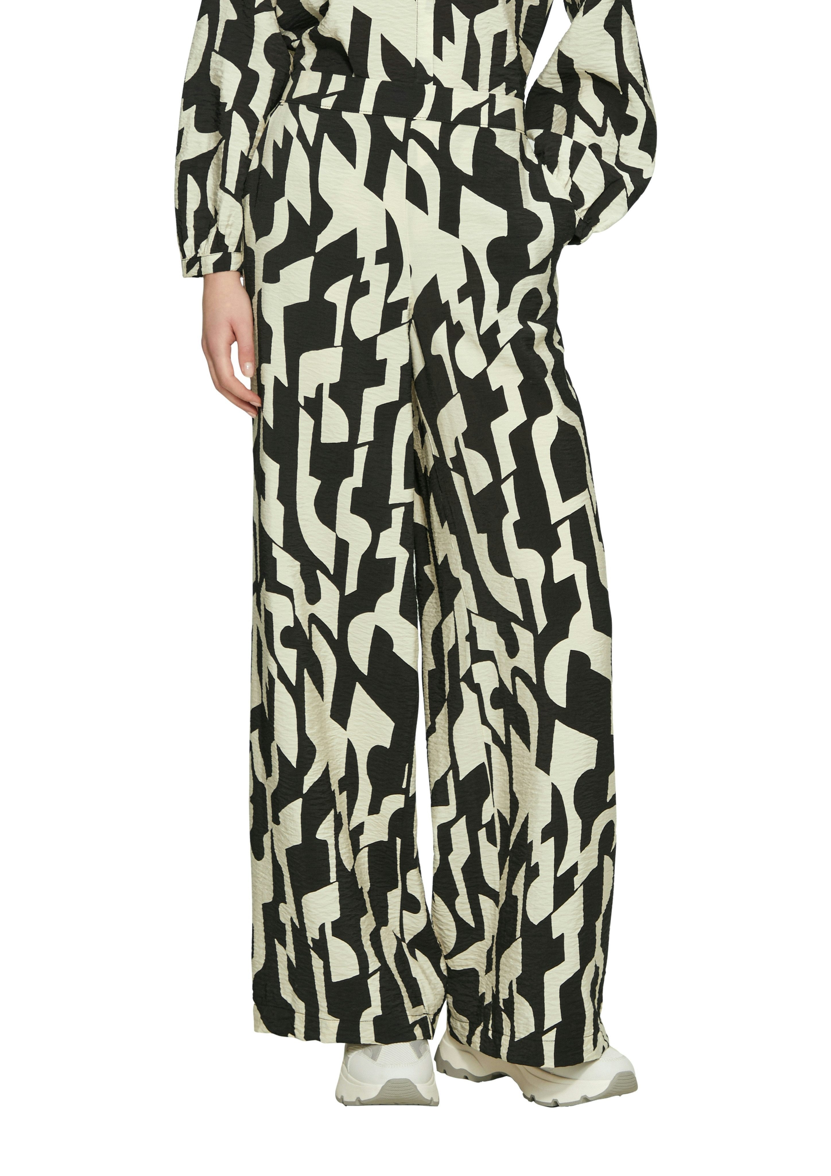 s.Oliver Stoffhose Sommerhose mit Taschen