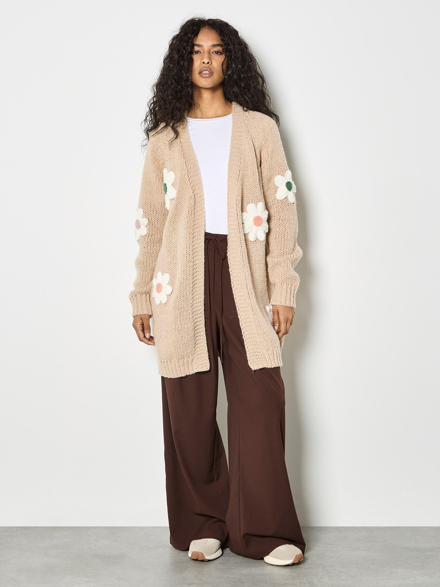 Apricot Cardigan 3D-Gänseblümchen-Strickjacke aus grobem Strick Blumenapplikation